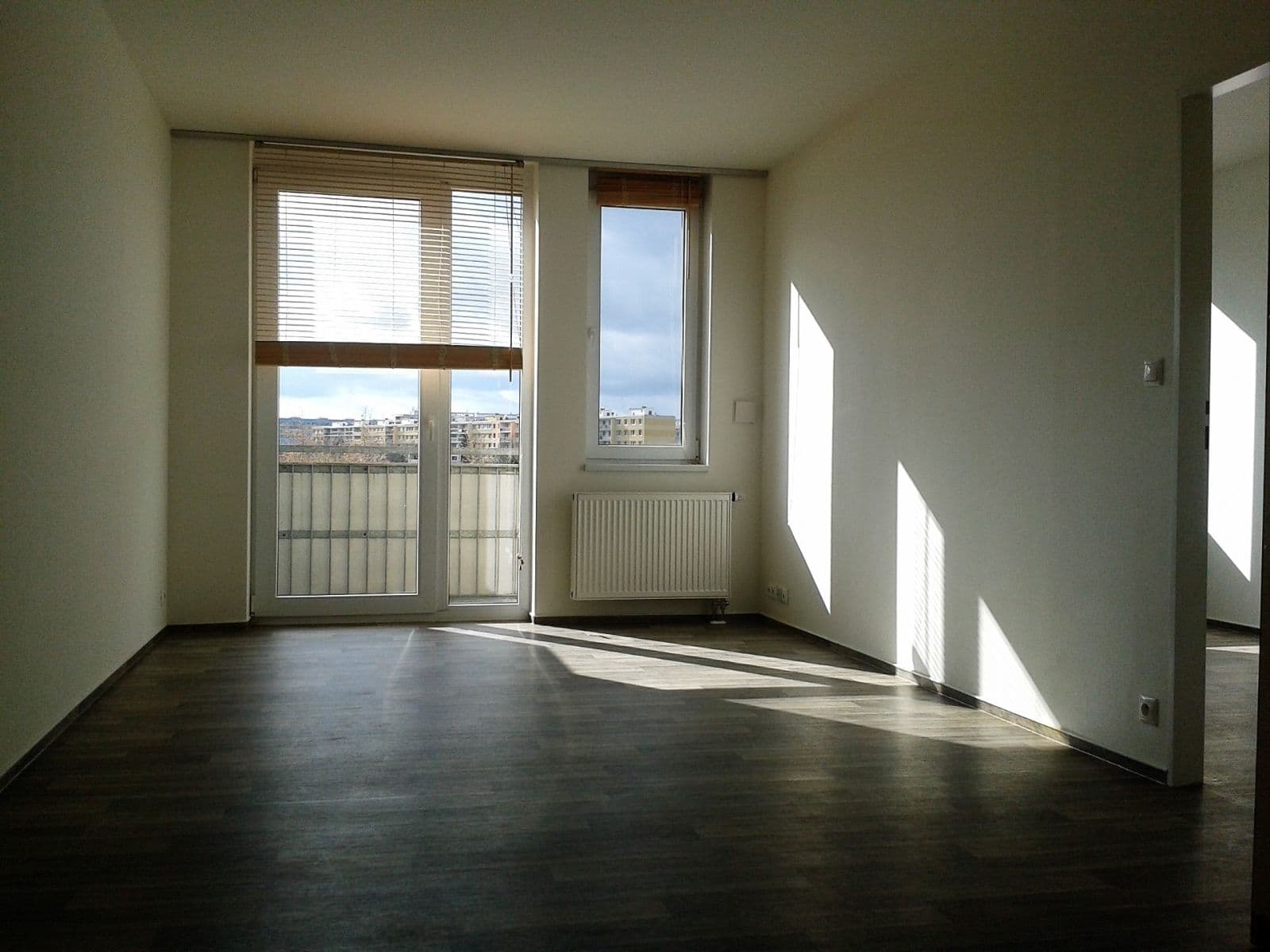 Pronájem bytu 2+kk 53 m², Zlonická, Praha, Praha Pronájem bytu 2+kk 53 m², Zlonická, Praha, Praha