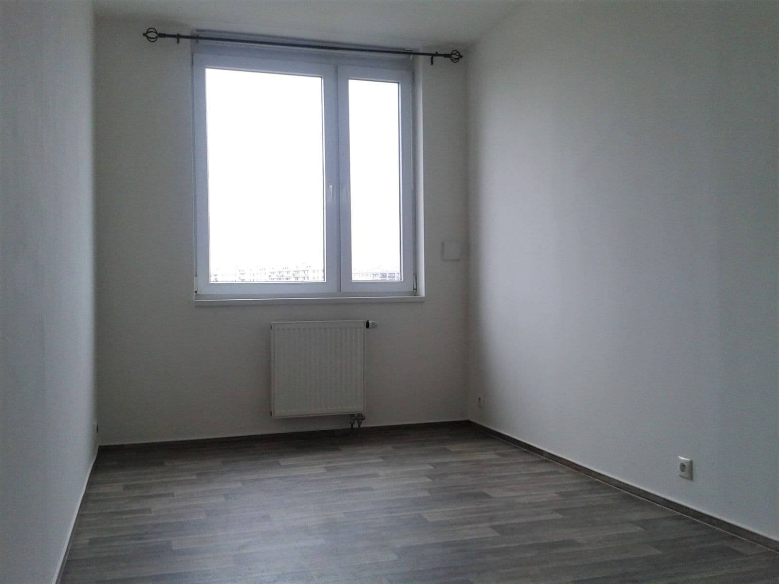 Pronájem bytu 2+kk 53 m², Zlonická, Praha, Praha Pronájem bytu 2+kk 53 m², Zlonická, Praha, Praha