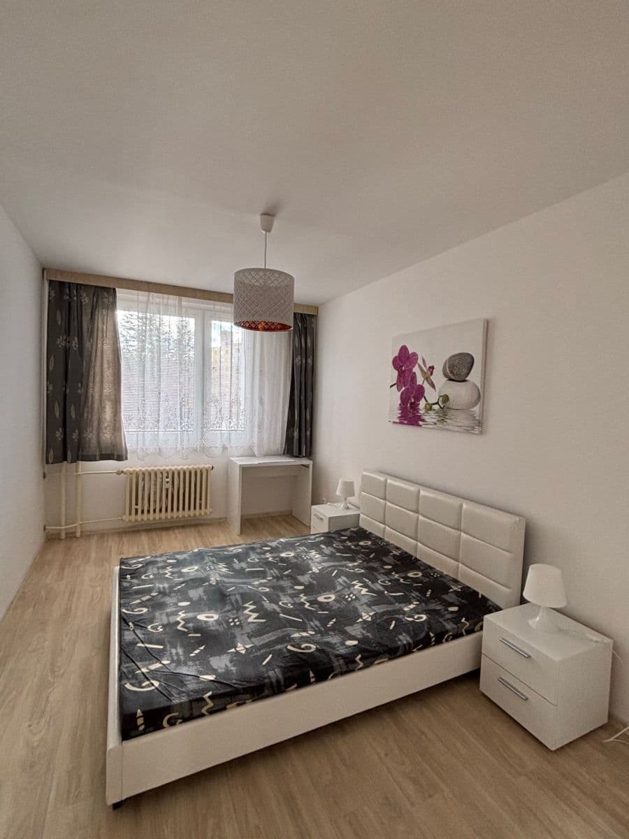 Pronájem bytu 2+kk 48 m², Brichtova, Praha, Praha Pronájem bytu 2+kk 48 m², Brichtova, Praha, Praha