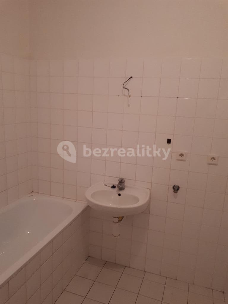 Pronájem bytu 1+1 36 m², Družstevní, Chlumec nad Cidlinou, Královéhradecký kraj Pronájem bytu 1+1 36 m², Družstevní, Chlumec nad Cidlinou, Královéhradecký kraj