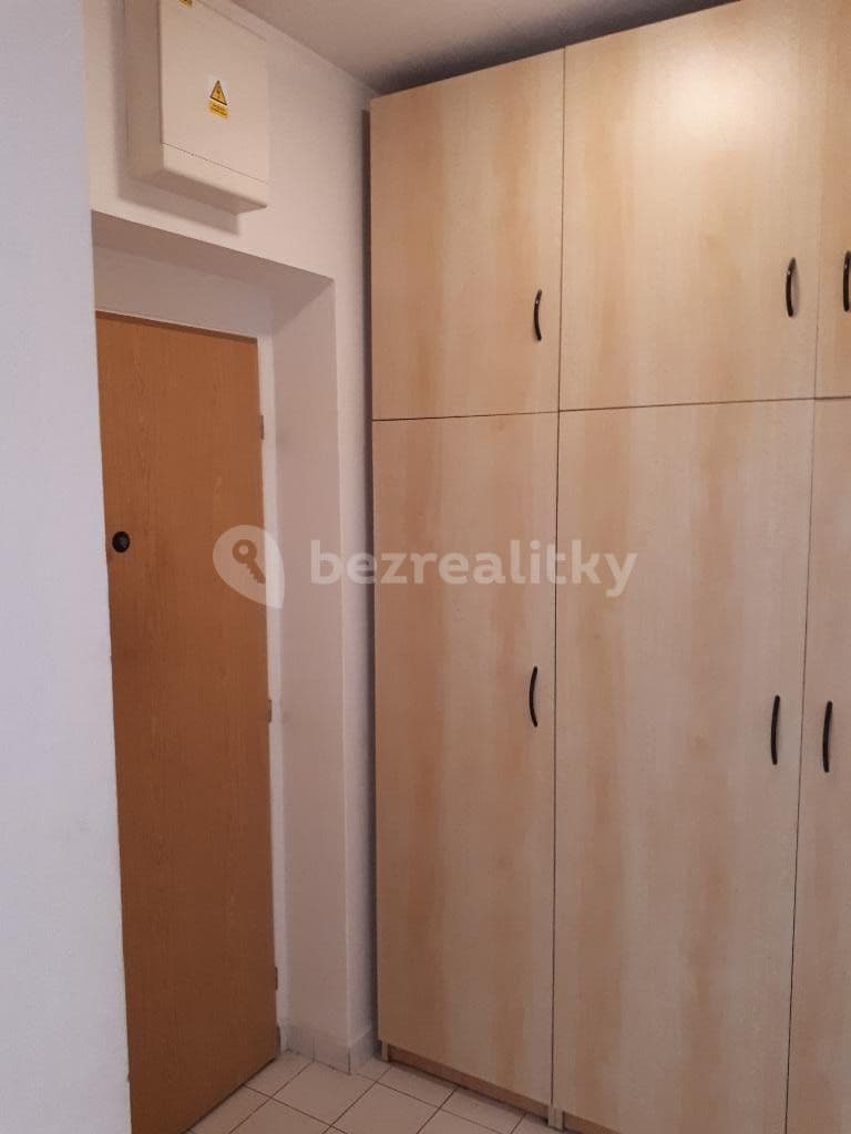 Pronájem bytu 1+1 36 m², Družstevní, Chlumec nad Cidlinou, Královéhradecký kraj Pronájem bytu 1+1 36 m², Družstevní, Chlumec nad Cidlinou, Královéhradecký kraj