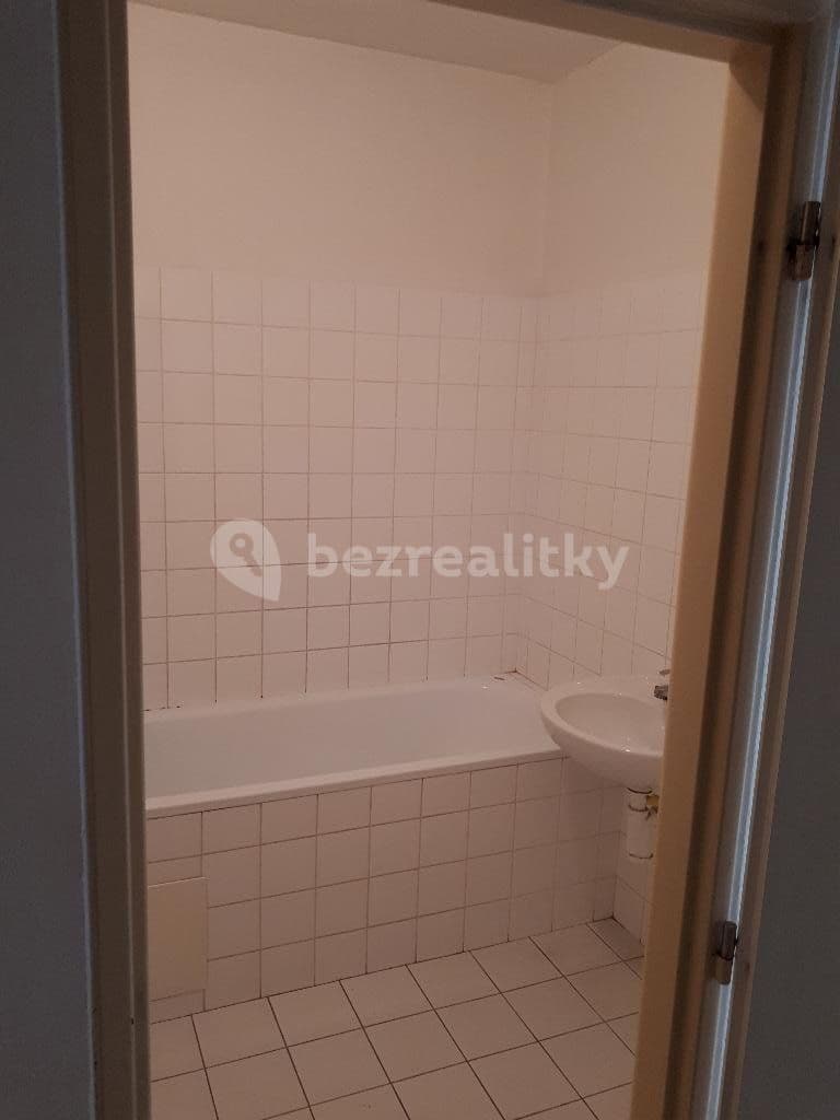 Pronájem bytu 1+1 36 m², Družstevní, Chlumec nad Cidlinou, Královéhradecký kraj Pronájem bytu 1+1 36 m², Družstevní, Chlumec nad Cidlinou, Královéhradecký kraj