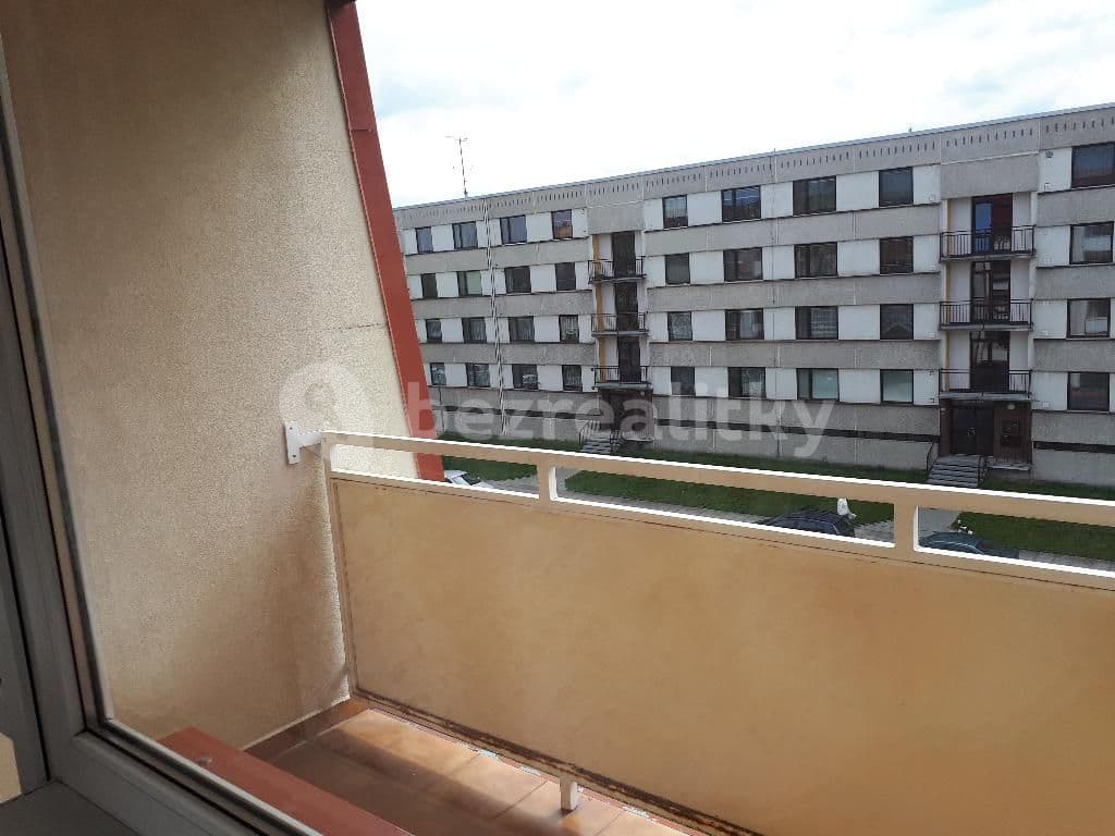 Pronájem bytu 1+1 36 m², Družstevní, Chlumec nad Cidlinou, Královéhradecký kraj Pronájem bytu 1+1 36 m², Družstevní, Chlumec nad Cidlinou, Královéhradecký kraj