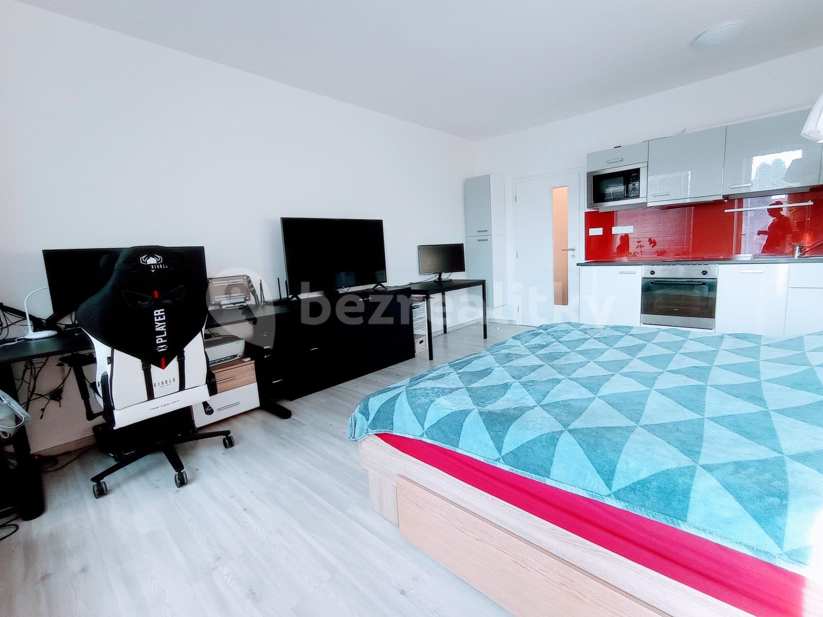 Pronájem bytu 1+kk 41 m², U Červeného mlýna, Brno, Jihomoravský kraj Pronájem bytu 1+kk 41 m², U Červeného mlýna, Brno, Jihomoravský kraj