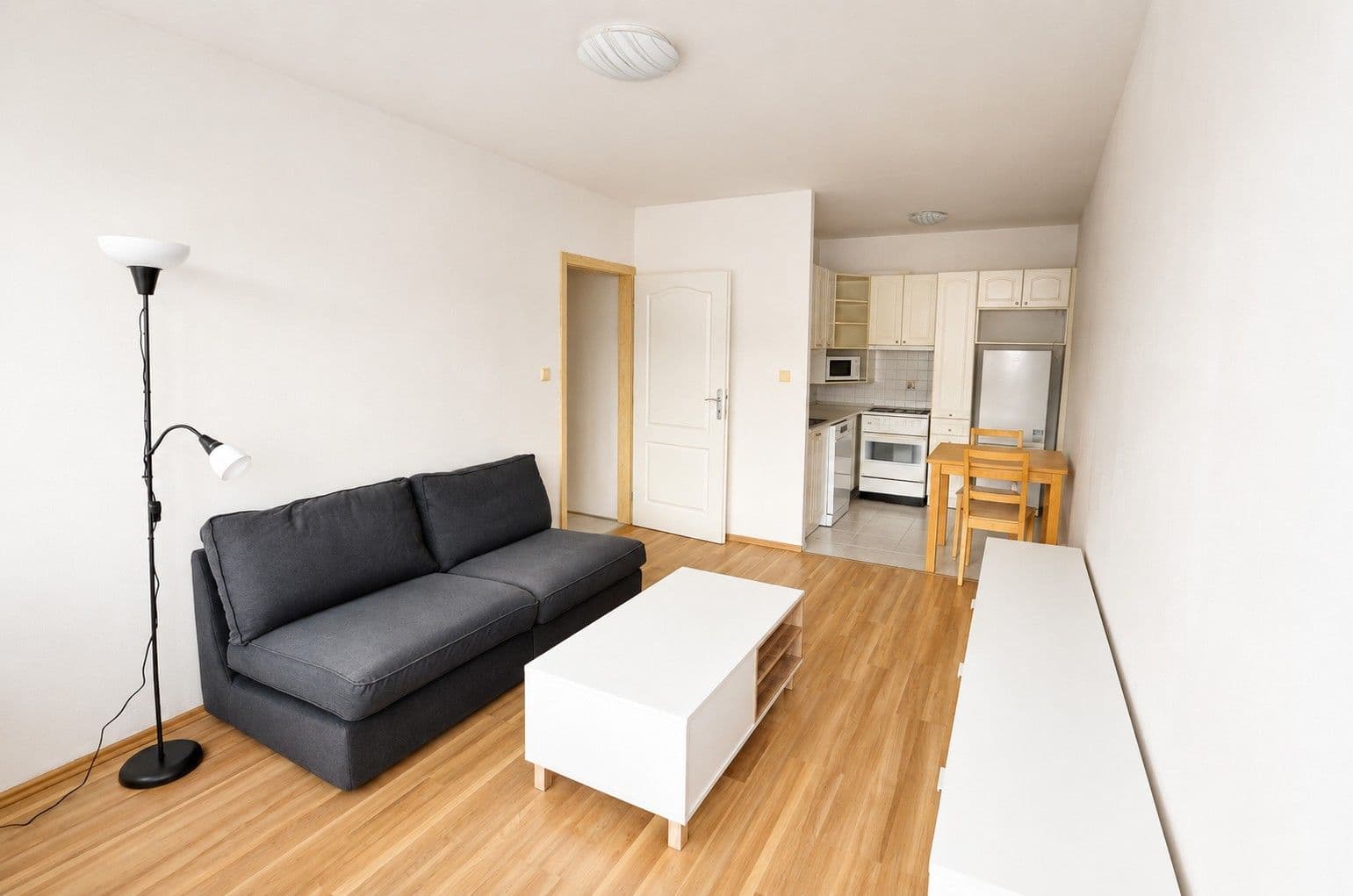 Pronájem bytu 2+kk 40 m², Molákova, Praha, Praha Pronájem bytu 2+kk 40 m², Molákova, Praha, Praha