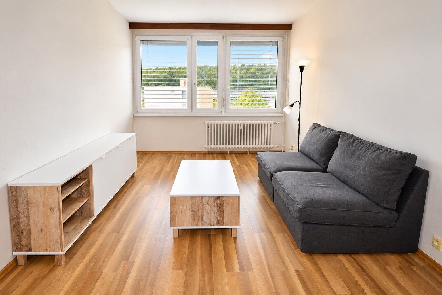 Pronájem bytu 2+kk 40 m², Molákova, Praha, Praha Pronájem bytu 2+kk 40 m², Molákova, Praha, Praha