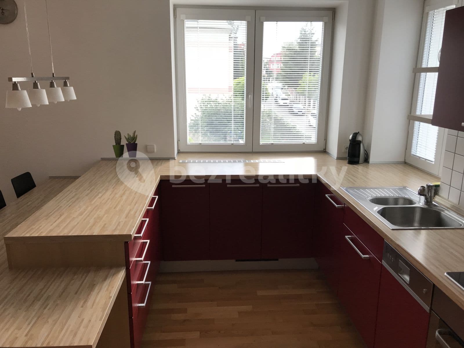 Pronájem bytu 1+kk 50 m², Na Dědinách, Praha, Praha Pronájem bytu 1+kk 50 m², Na Dědinách, Praha, Praha