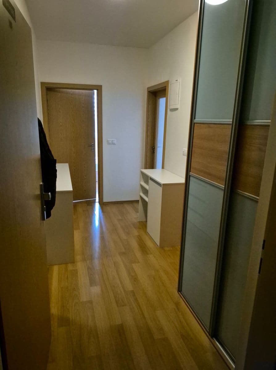 Pronájem bytu 2+kk 52 m², Václava Trojana, Praha, Praha Pronájem bytu 2+kk 52 m², Václava Trojana, Praha, Praha