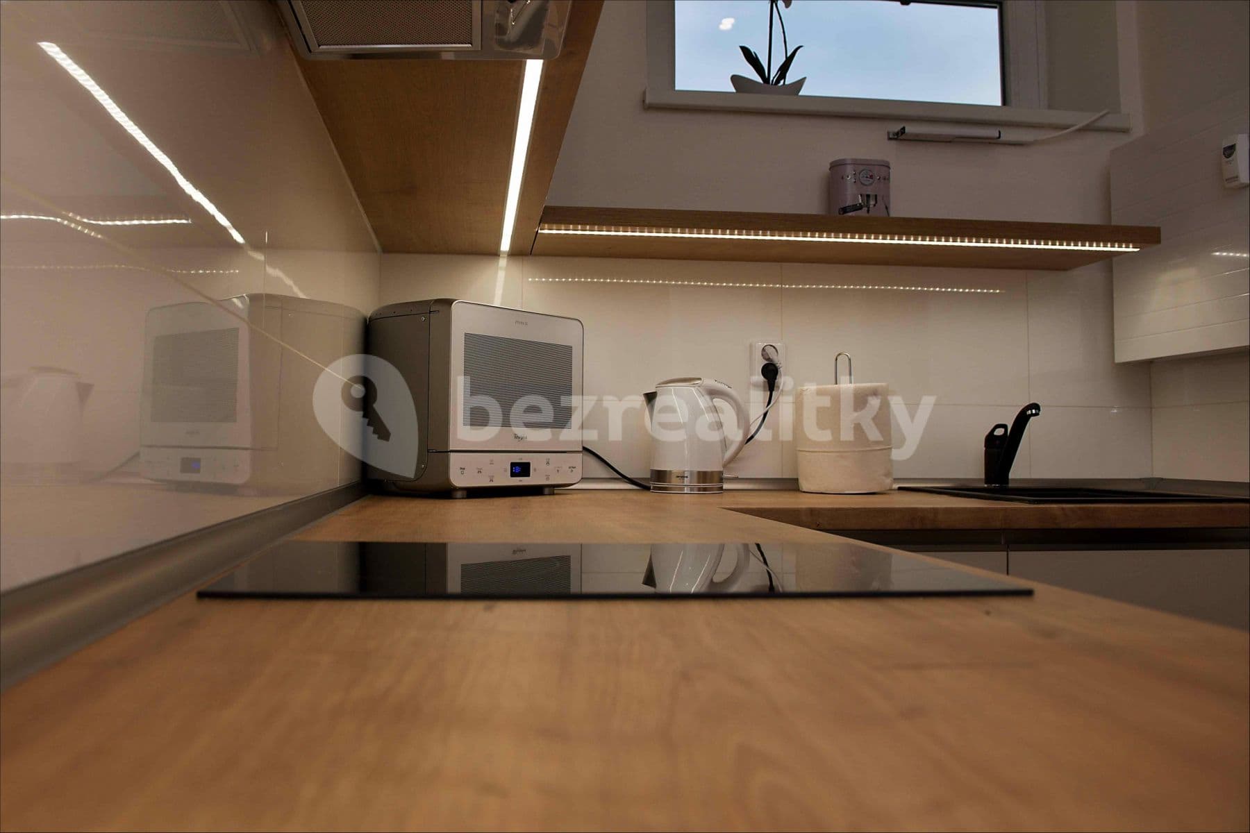 Pronájem bytu 1+1 26 m², Kanadská, Olomouc, Olomoucký kraj Pronájem bytu 1+1 26 m², Kanadská, Olomouc, Olomoucký kraj