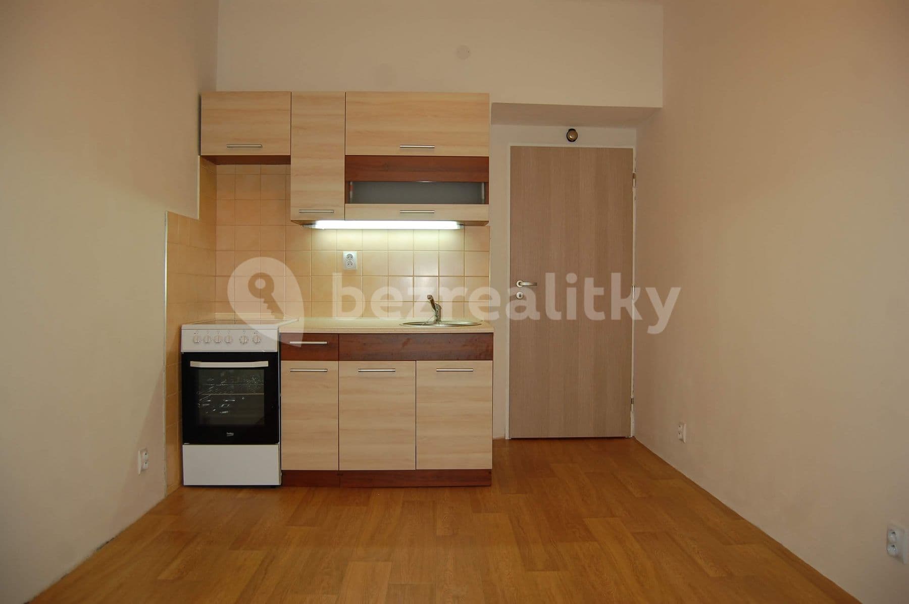 Pronájem bytu 1+kk 20 m², Záběhlická, Praha, Praha Pronájem bytu 1+kk 20 m², Záběhlická, Praha, Praha