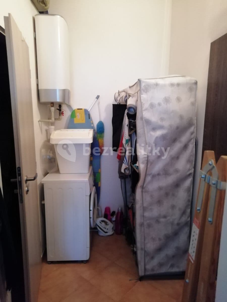 Pronájem bytu 1+kk 20 m², Záběhlická, Praha, Praha Pronájem bytu 1+kk 20 m², Záběhlická, Praha, Praha