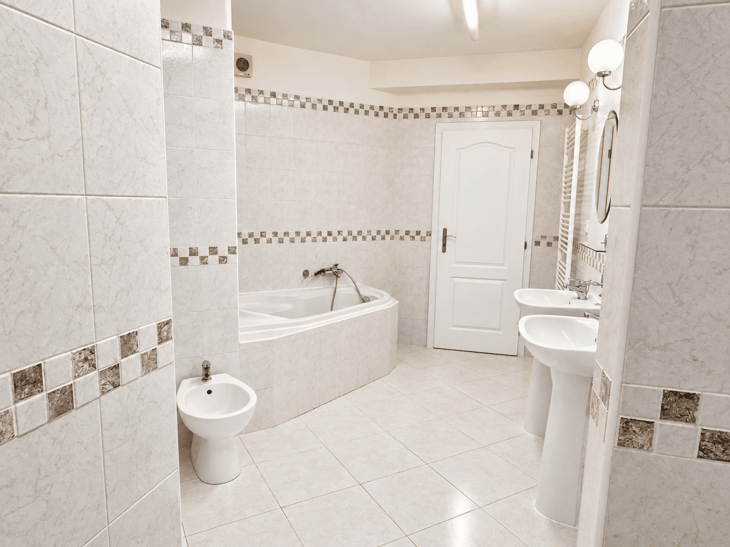 Pronájem bytu 4+1 124 m², Ve Střešovičkách, Praha, Praha Pronájem bytu 4+1 124 m², Ve Střešovičkách, Praha, Praha