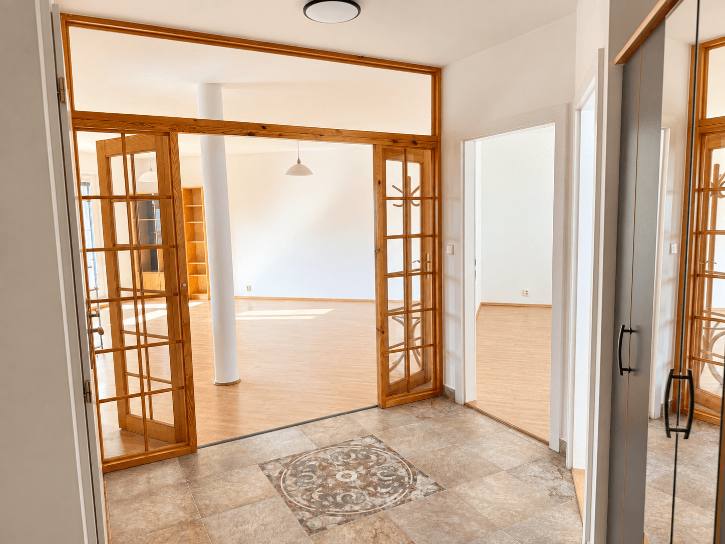 Pronájem bytu 4+1 124 m², Ve Střešovičkách, Praha, Praha Pronájem bytu 4+1 124 m², Ve Střešovičkách, Praha, Praha