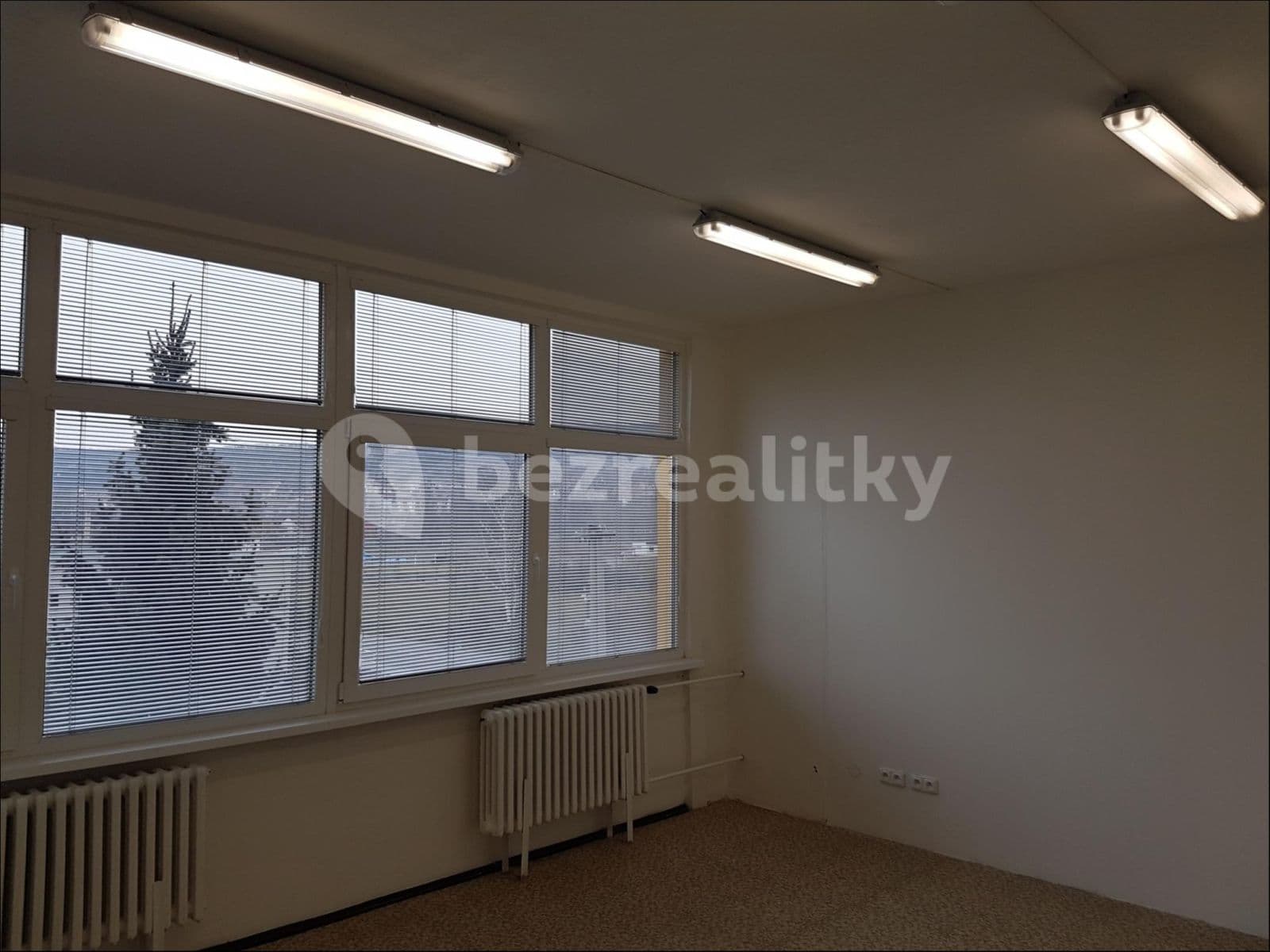 Pronájem kanceláře 18 m², Nádražní, Židlochovice, Jihomoravský kraj