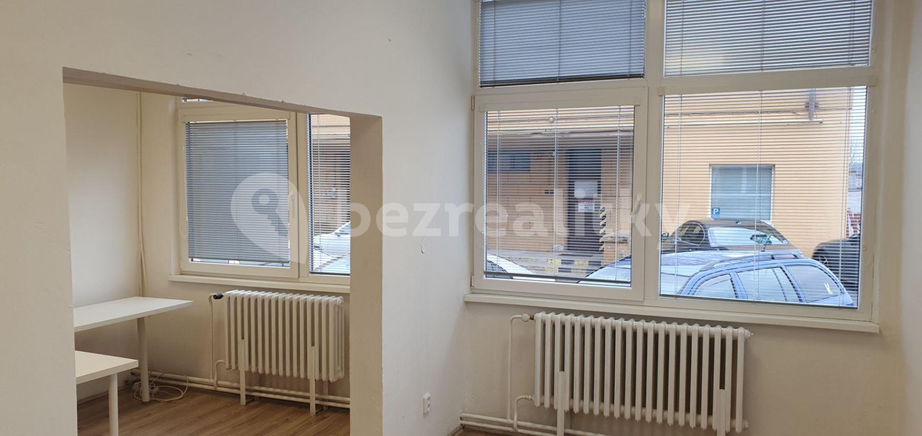 Pronájem kanceláře 18 m², Nádražní, Židlochovice, Jihomoravský kraj