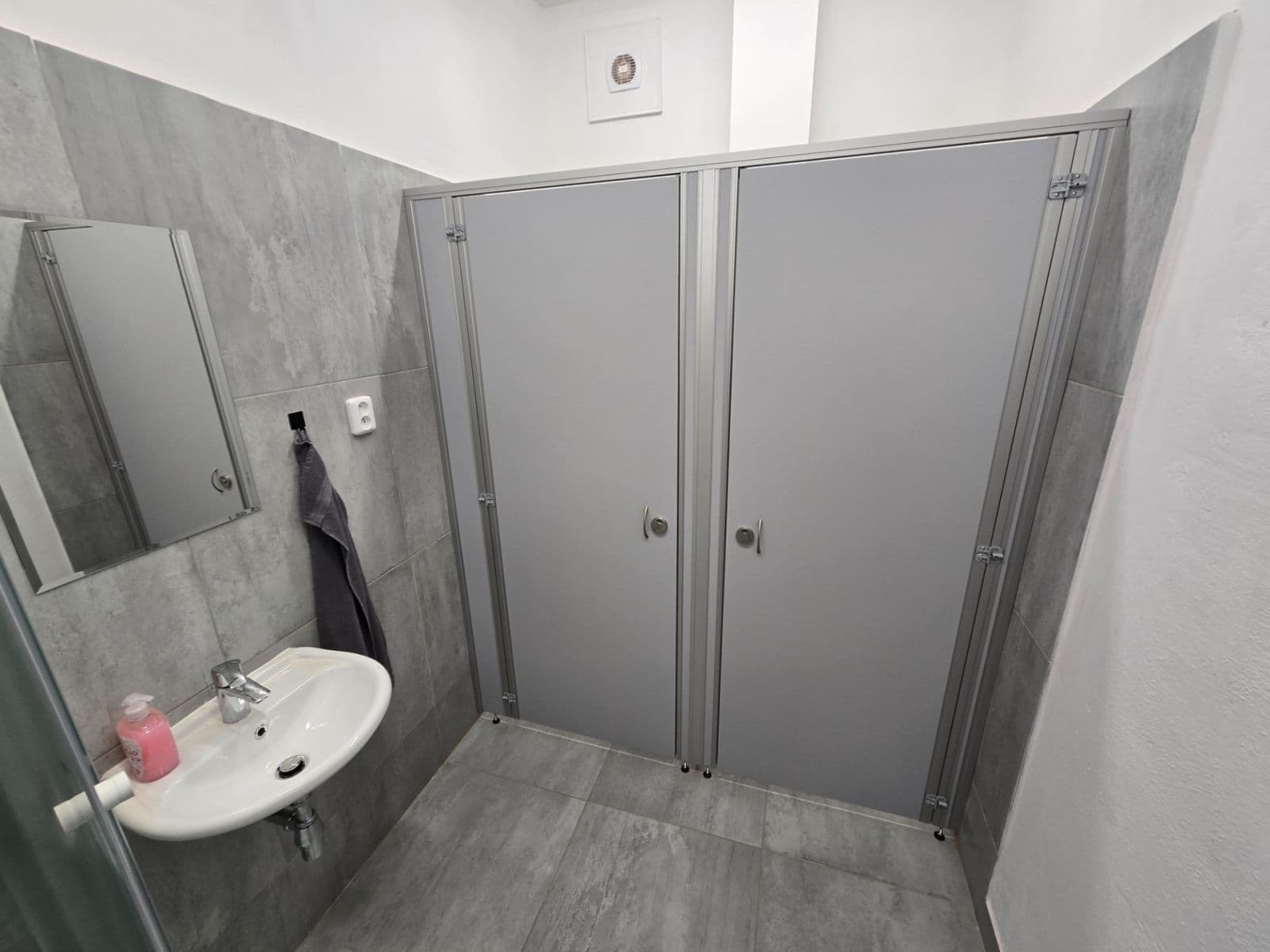 Pronájem kanceláře 18 m², Nádražní, Židlochovice, Jihomoravský kraj Pronájem kanceláře 18 m², Nádražní, Židlochovice, Jihomoravský kraj