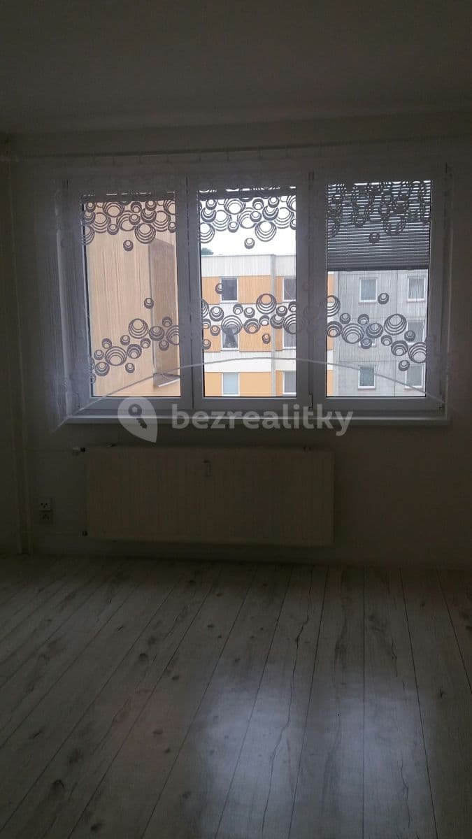 Pronájem bytu 1+kk 33 m², náměstí Přátelství, Tábor, Jihočeský kraj Pronájem bytu 1+kk 33 m², náměstí Přátelství, Tábor, Jihočeský kraj