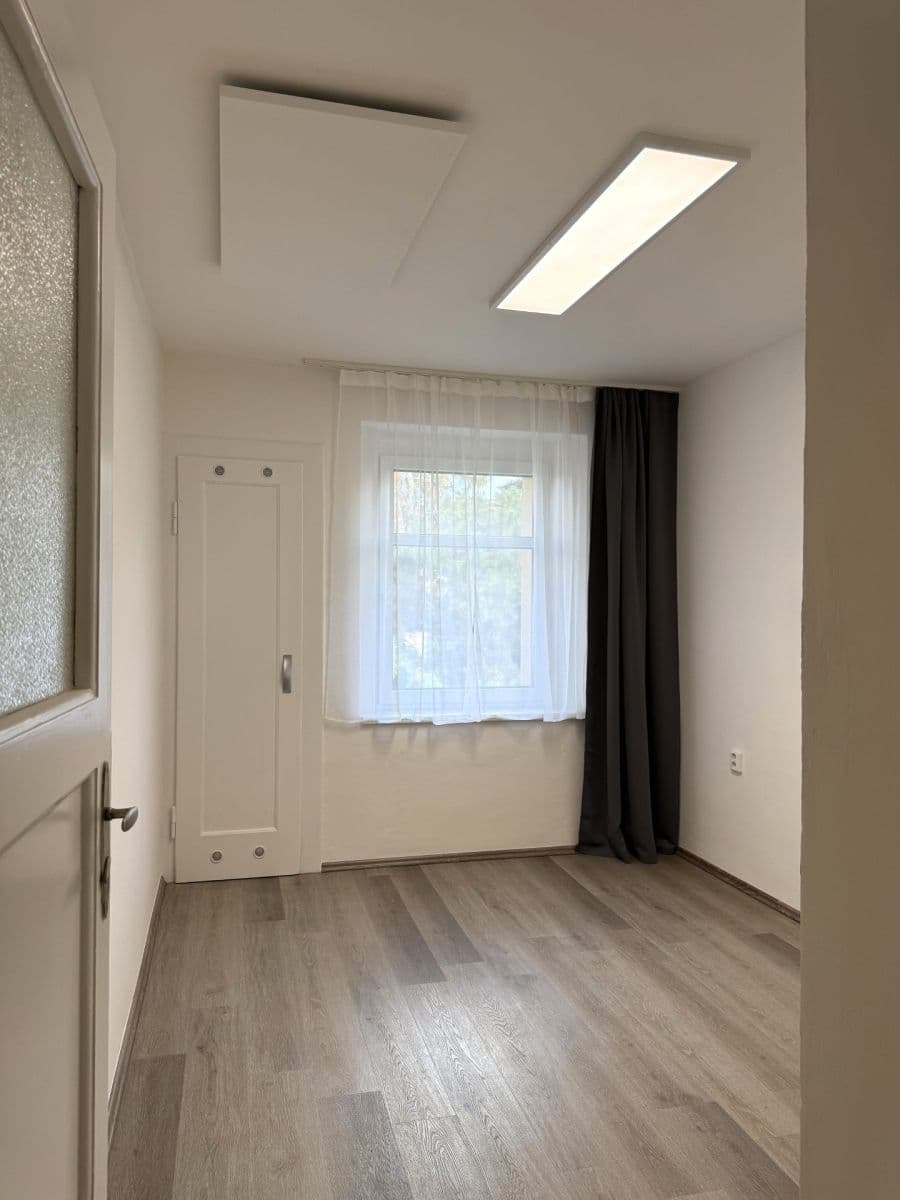 Pronájem bytu 3+kk 85 m², Malínská, Praha, Praha Pronájem bytu 3+kk 85 m², Malínská, Praha, Praha