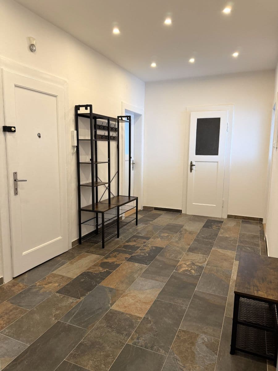 Pronájem bytu 3+kk 85 m², Malínská, Praha, Praha Pronájem bytu 3+kk 85 m², Malínská, Praha, Praha