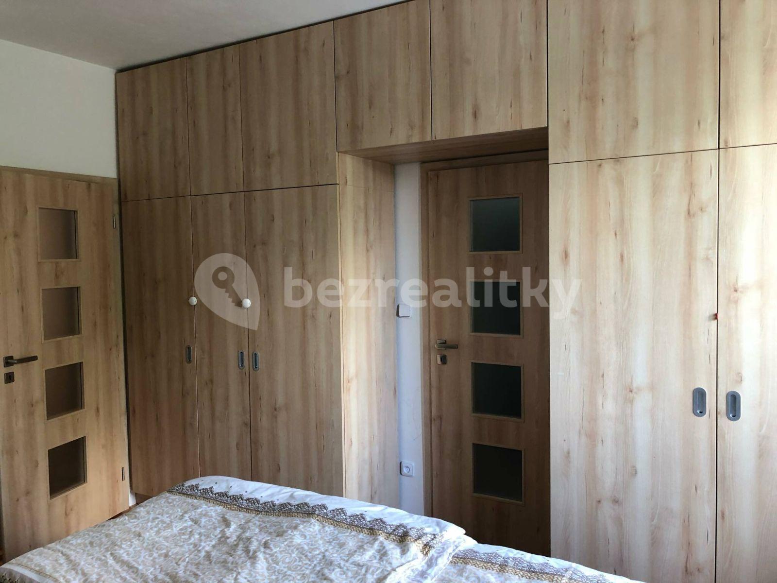 Pronájem bytu 3+1 69 m², Okružní, Ivančice, Jihomoravský kraj