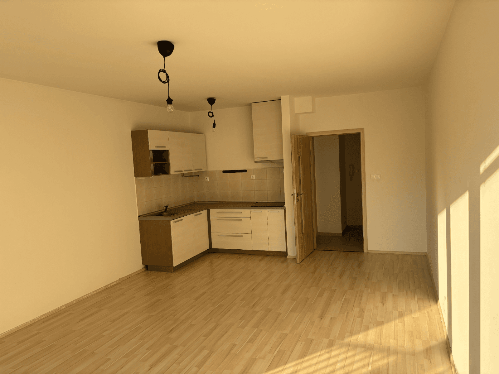 Pronájem bytu 1+kk 36 m², Edvarda Beneše, Olomouc, Olomoucký kraj Pronájem bytu 1+kk 36 m², Edvarda Beneše, Olomouc, Olomoucký kraj