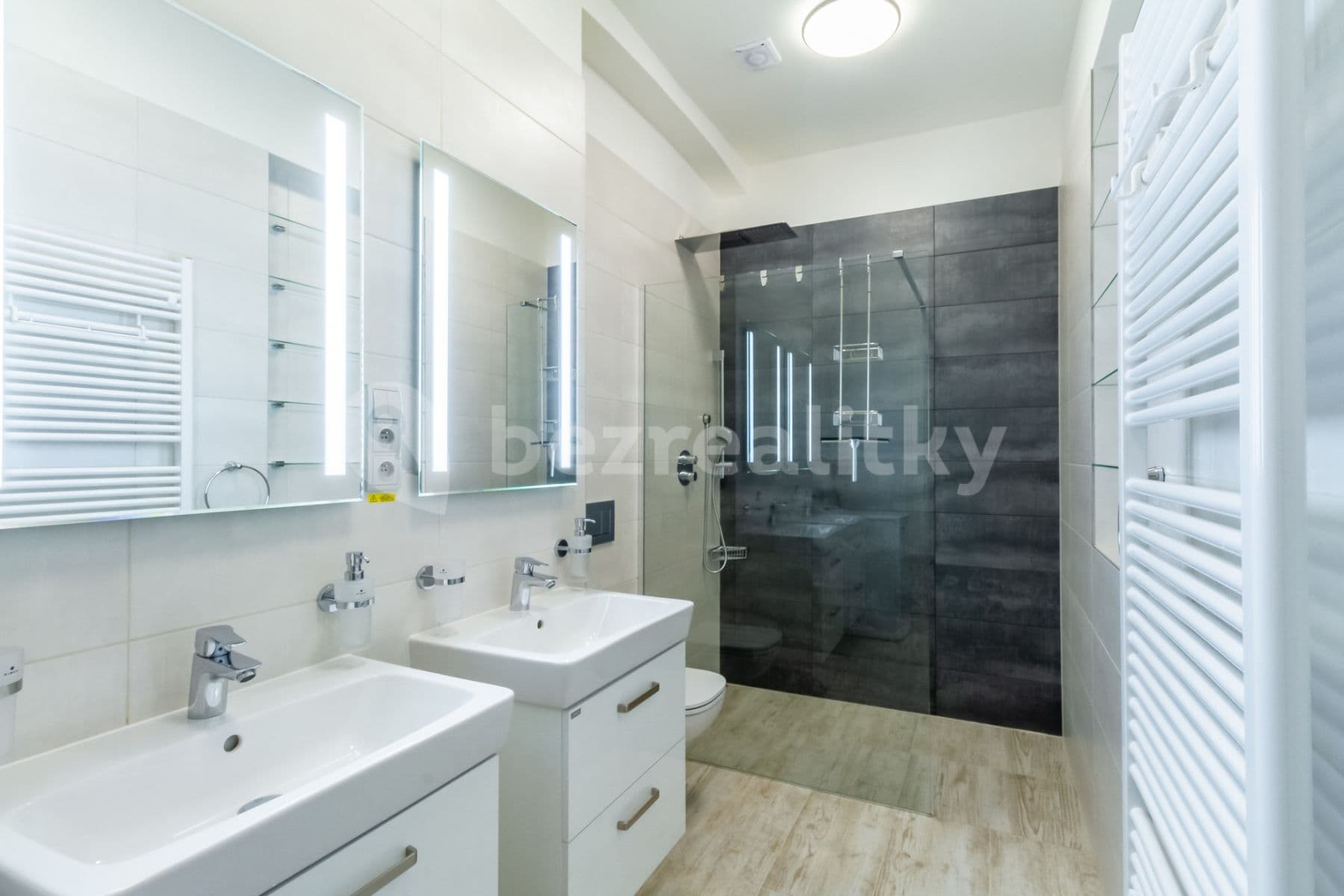Pronájem bytu 4+1 126 m², Legerova, Praha, Praha Pronájem bytu 4+1 126 m², Legerova, Praha, Praha
