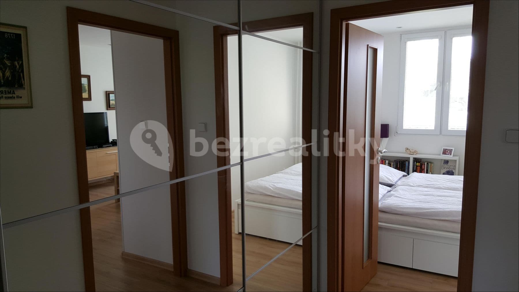 Pronájem bytu 2+kk 45 m², Pod Strání, Praha, Praha Pronájem bytu 2+kk 45 m², Pod Strání, Praha, Praha