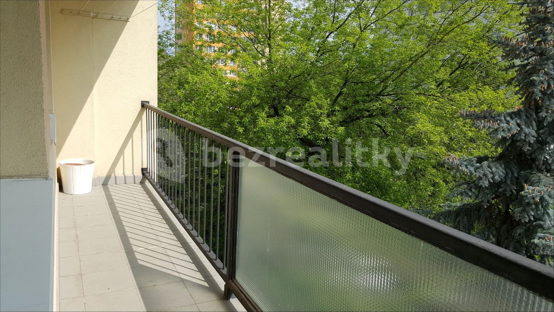 Pronájem bytu 2+kk 45 m², Pod Strání, Praha, Praha Pronájem bytu 2+kk 45 m², Pod Strání, Praha, Praha