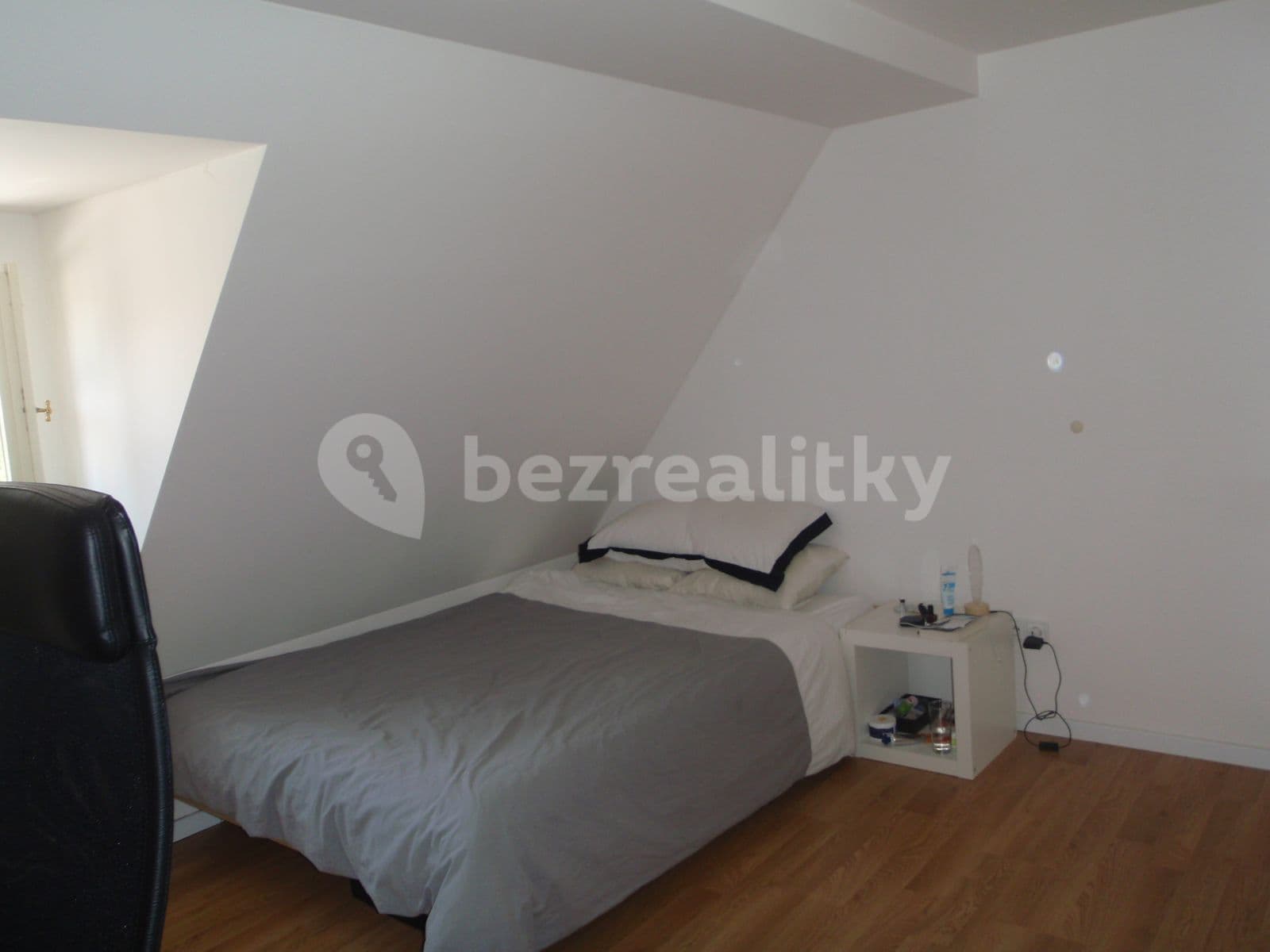 Pronájem bytu 3+kk 92 m², U Lužického semináře, Praha, Praha Pronájem bytu 3+kk 92 m², U Lužického semináře, Praha, Praha