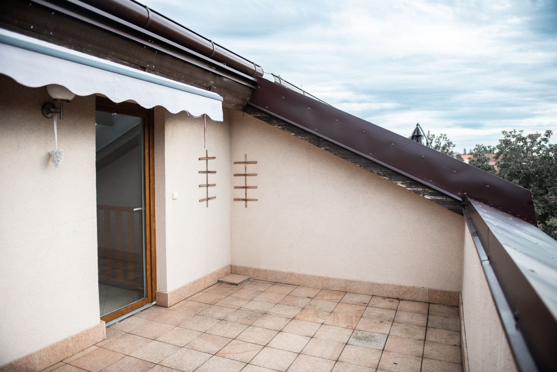 Pronájem bytu 3+kk 97 m², Velvarská, Horoměřice, Středočeský kraj Pronájem bytu 3+kk 97 m², Velvarská, Horoměřice, Středočeský kraj
