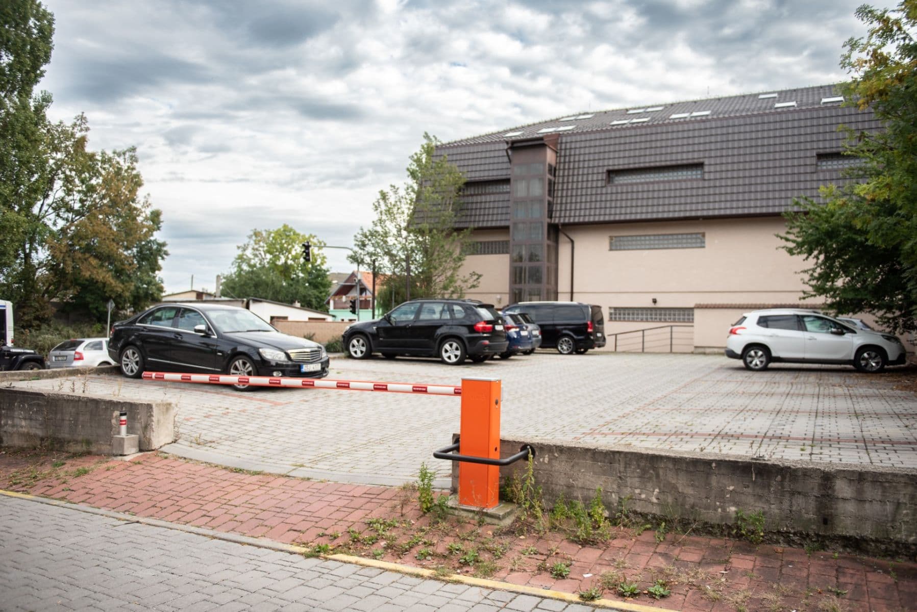 Pronájem bytu 3+kk 97 m², Velvarská, Horoměřice, Středočeský kraj Pronájem bytu 3+kk 97 m², Velvarská, Horoměřice, Středočeský kraj