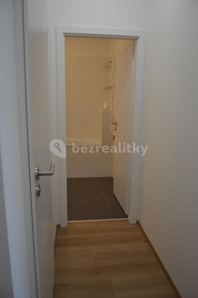 Pronájem bytu 2+kk 51 m², U Hostavického potoka, Praha, Praha Pronájem bytu 2+kk 51 m², U Hostavického potoka, Praha, Praha