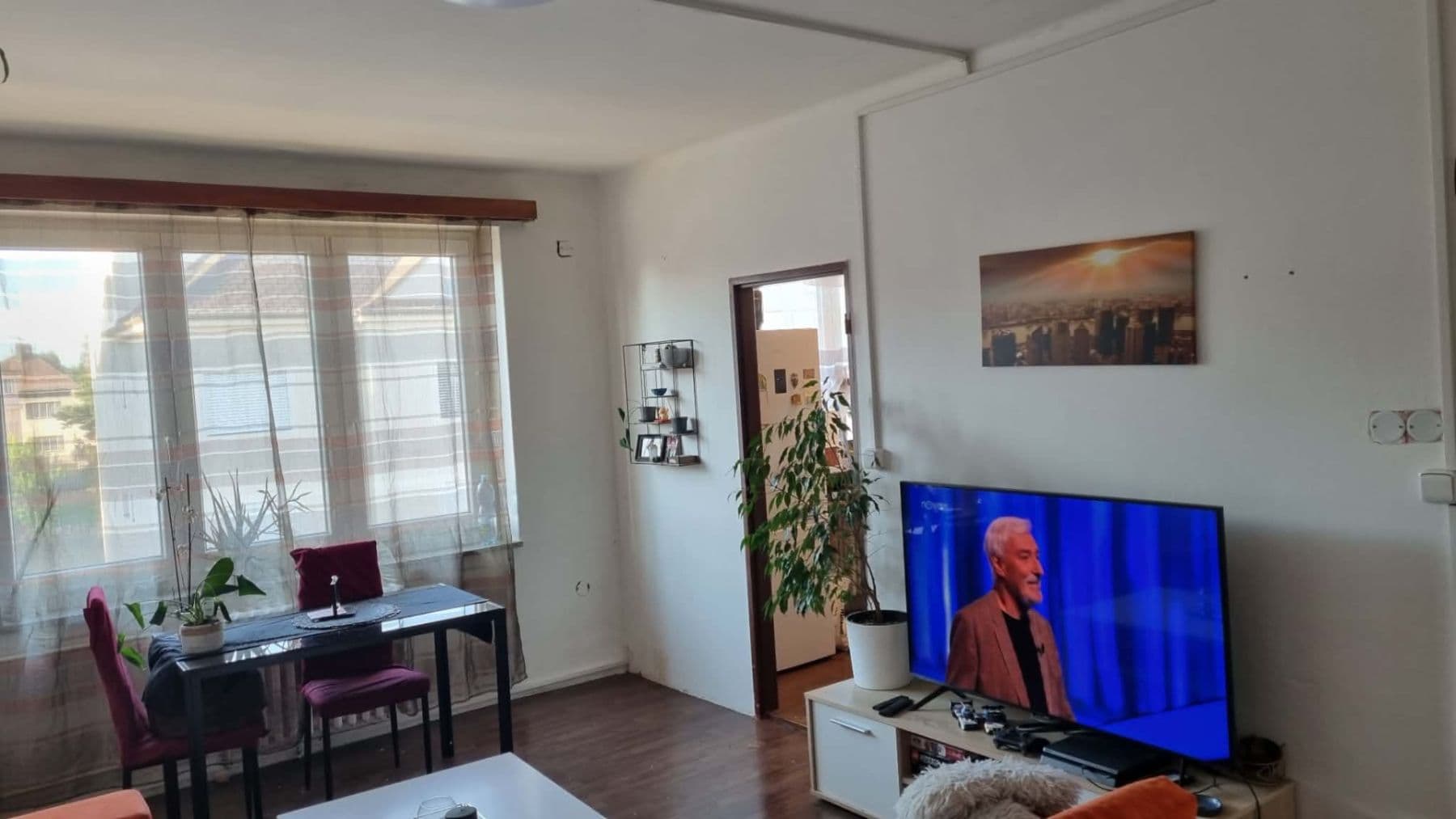 Pronájem bytu 3+1 70 m², Čechova, Hradec Králové, Královéhradecký kraj Pronájem bytu 3+1 70 m², Čechova, Hradec Králové, Královéhradecký kraj
