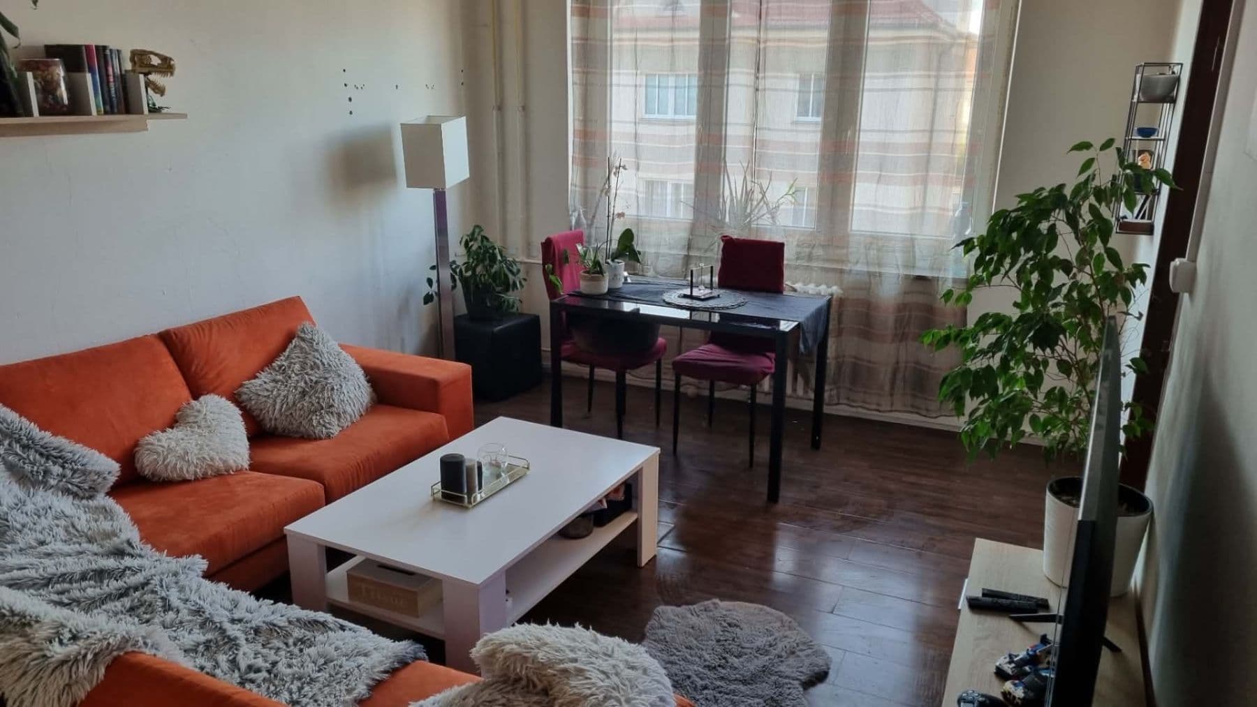 Pronájem bytu 3+1 70 m², Čechova, Hradec Králové, Královéhradecký kraj Pronájem bytu 3+1 70 m², Čechova, Hradec Králové, Královéhradecký kraj