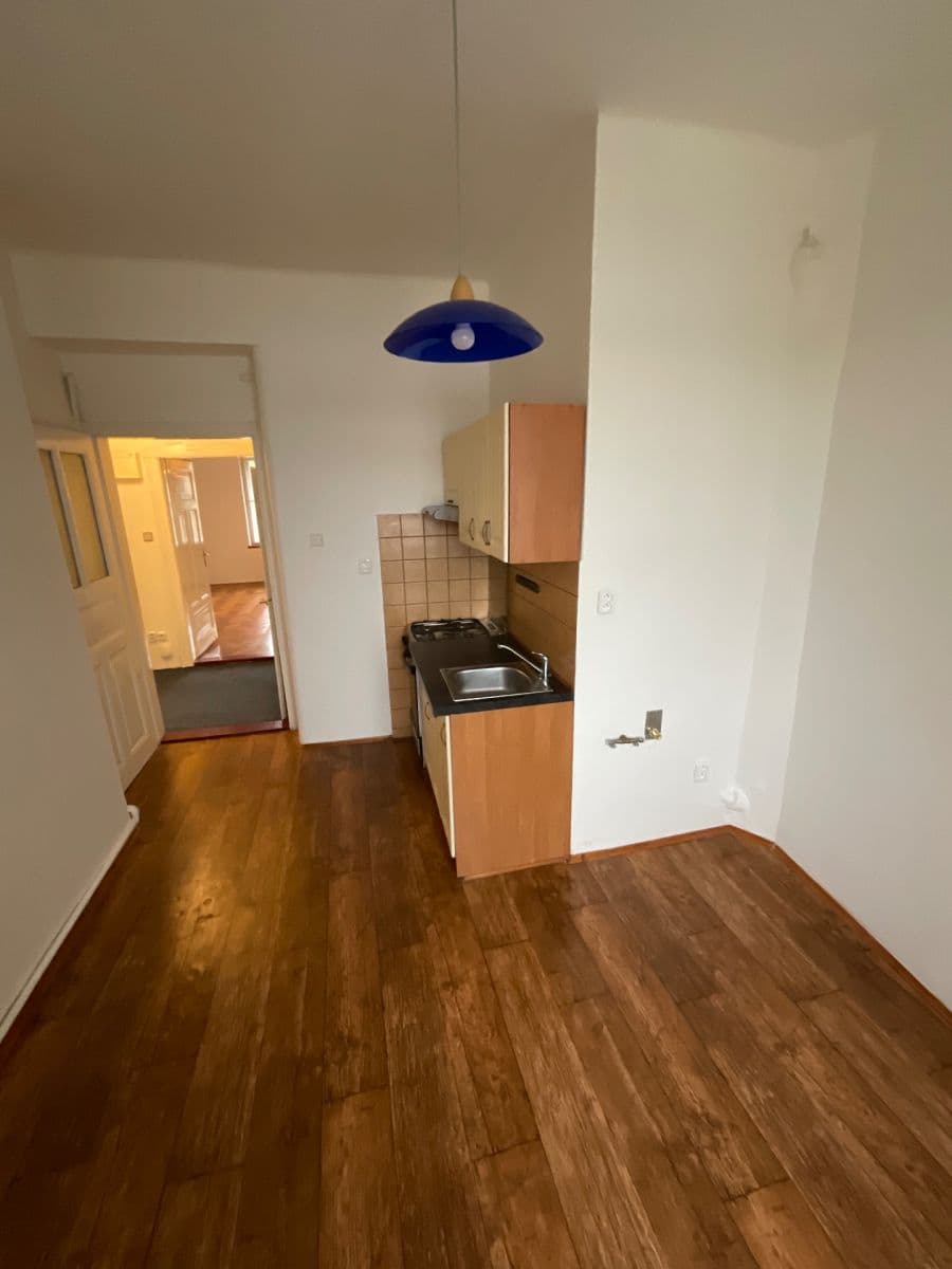 Pronájem bytu 1+1 41 m², Francouzská, Praha, Praha Pronájem bytu 1+1 41 m², Francouzská, Praha, Praha