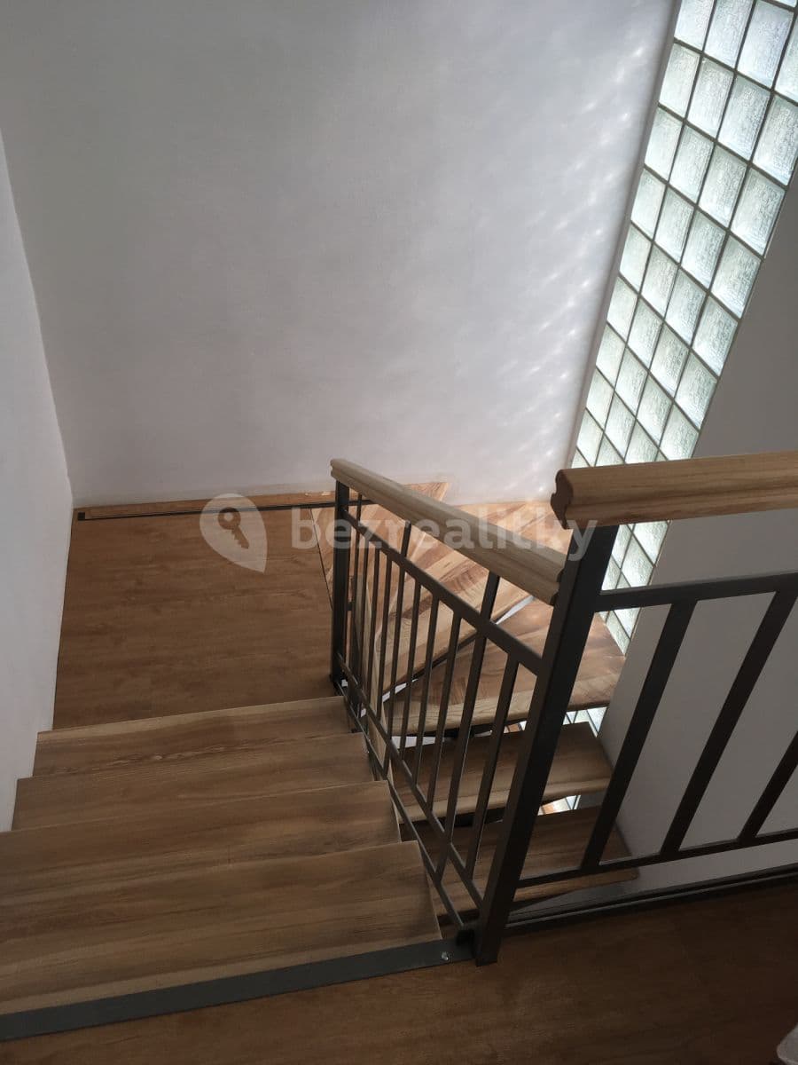 Pronájem bytu 3+kk 58 m², Jílová, Olomouc, Olomoucký kraj Pronájem bytu 3+kk 58 m², Jílová, Olomouc, Olomoucký kraj