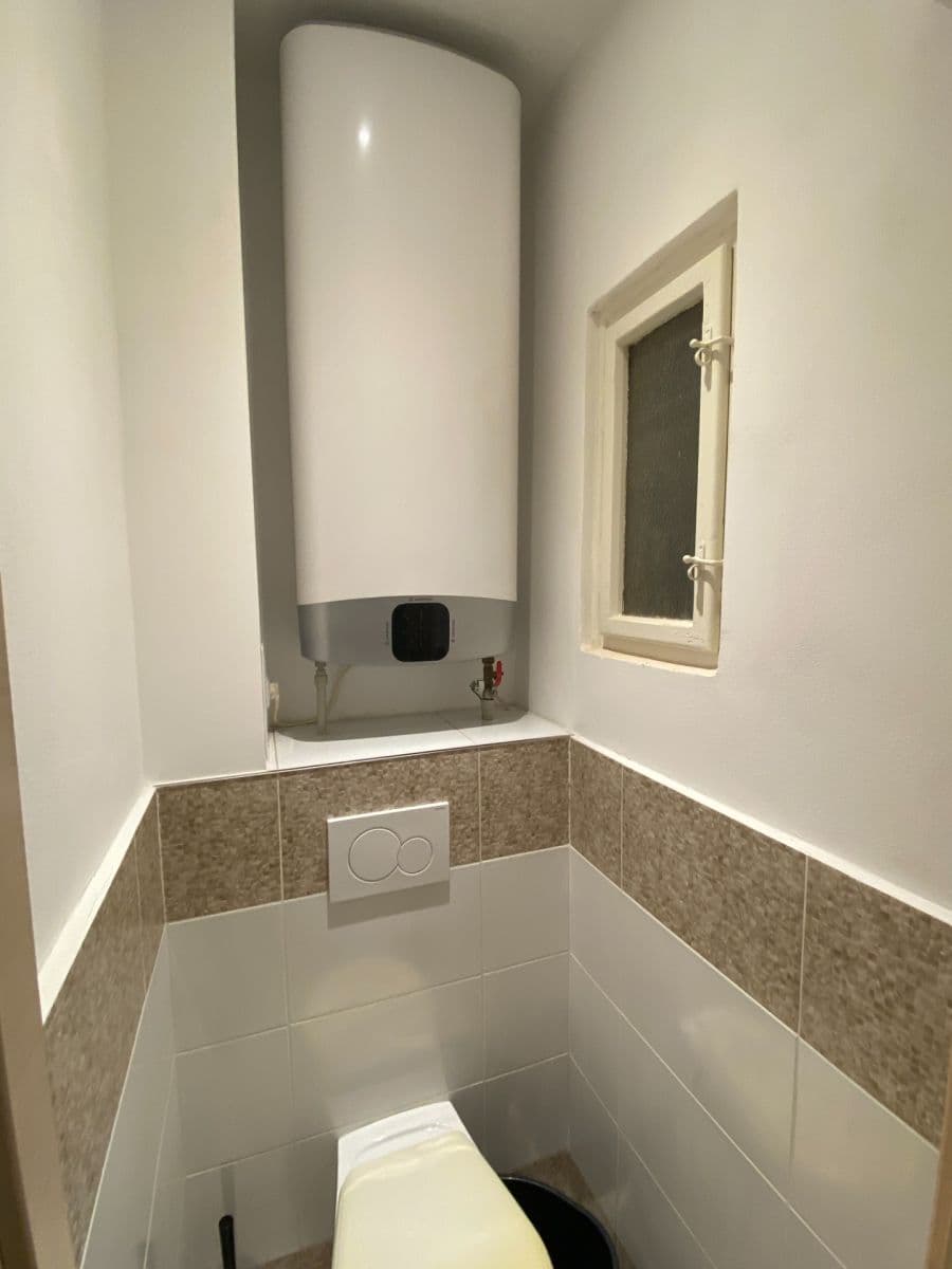 Pronájem bytu 2+kk 42 m², Kafkova, Praha, Praha Pronájem bytu 2+kk 42 m², Kafkova, Praha, Praha
