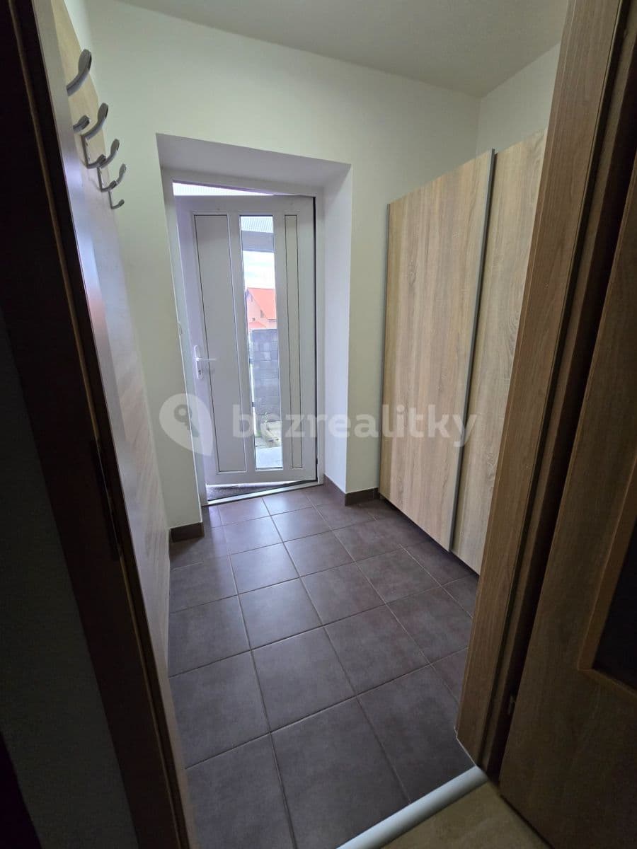 Pronájem bytu 1+kk 31 m², Bruzovská, Frýdek-Místek, Moravskoslezský kraj Pronájem bytu 1+kk 31 m², Bruzovská, Frýdek-Místek, Moravskoslezský kraj
