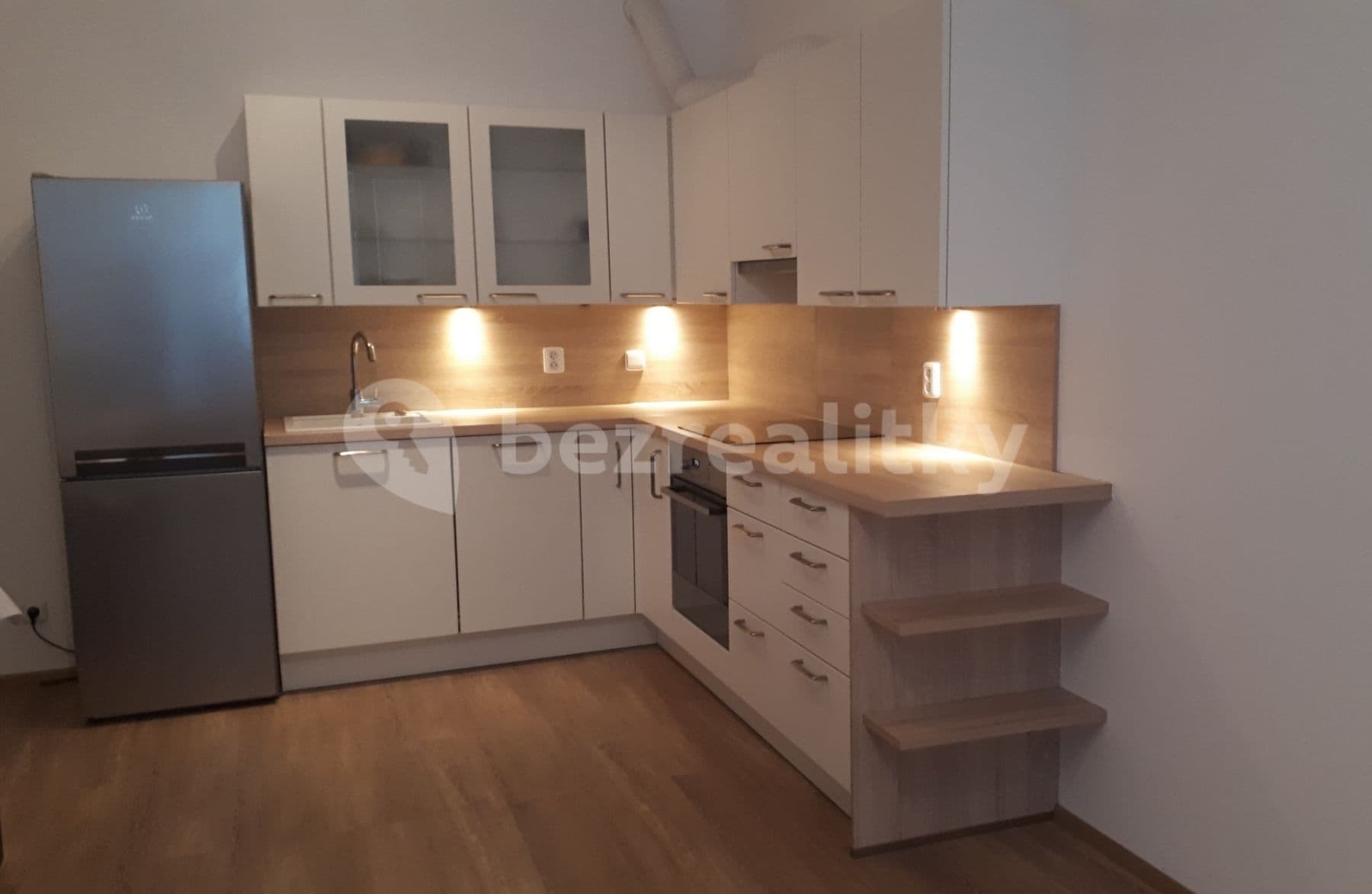 Pronájem bytu 2+kk 54 m², Kardausova, Praha, Praha Pronájem bytu 2+kk 54 m², Kardausova, Praha, Praha