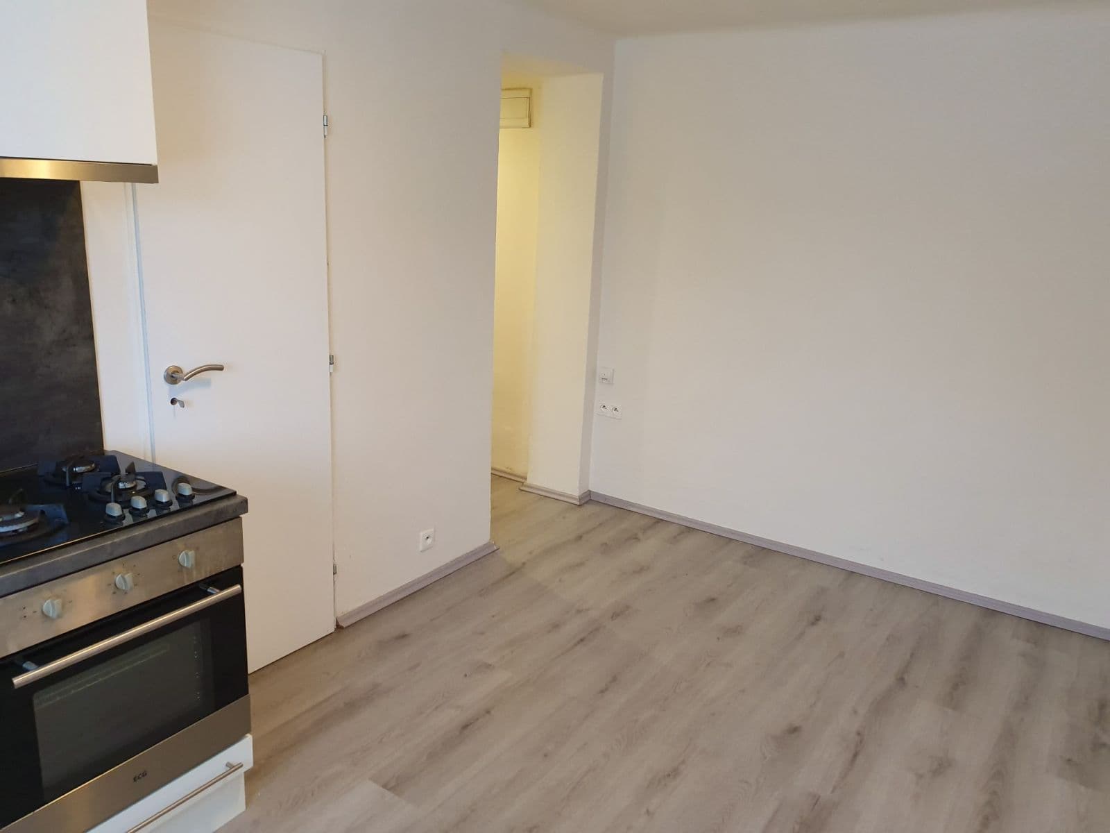 Pronájem bytu 1+kk 23 m², Baarova, Praha, Praha Pronájem bytu 1+kk 23 m², Baarova, Praha, Praha