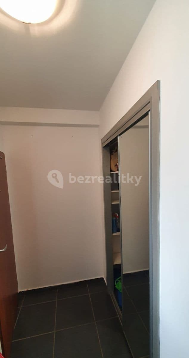 Pronájem bytu 3+kk 50 m², Kaštanová, Olomouc, Olomoucký kraj Pronájem bytu 3+kk 50 m², Kaštanová, Olomouc, Olomoucký kraj