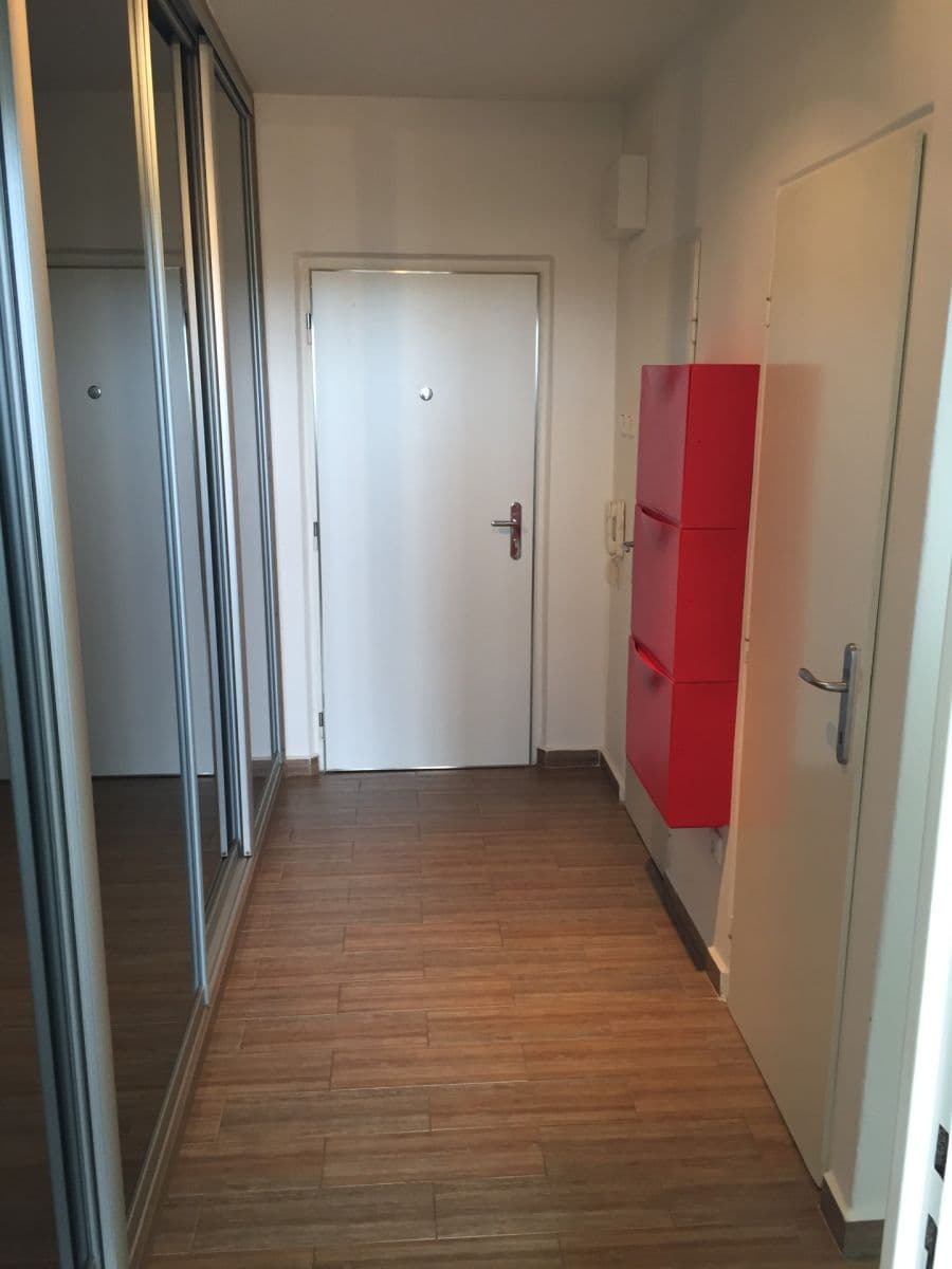 Pronájem bytu 2+kk 39 m², Tenisová, Praha, Praha Pronájem bytu 2+kk 39 m², Tenisová, Praha, Praha