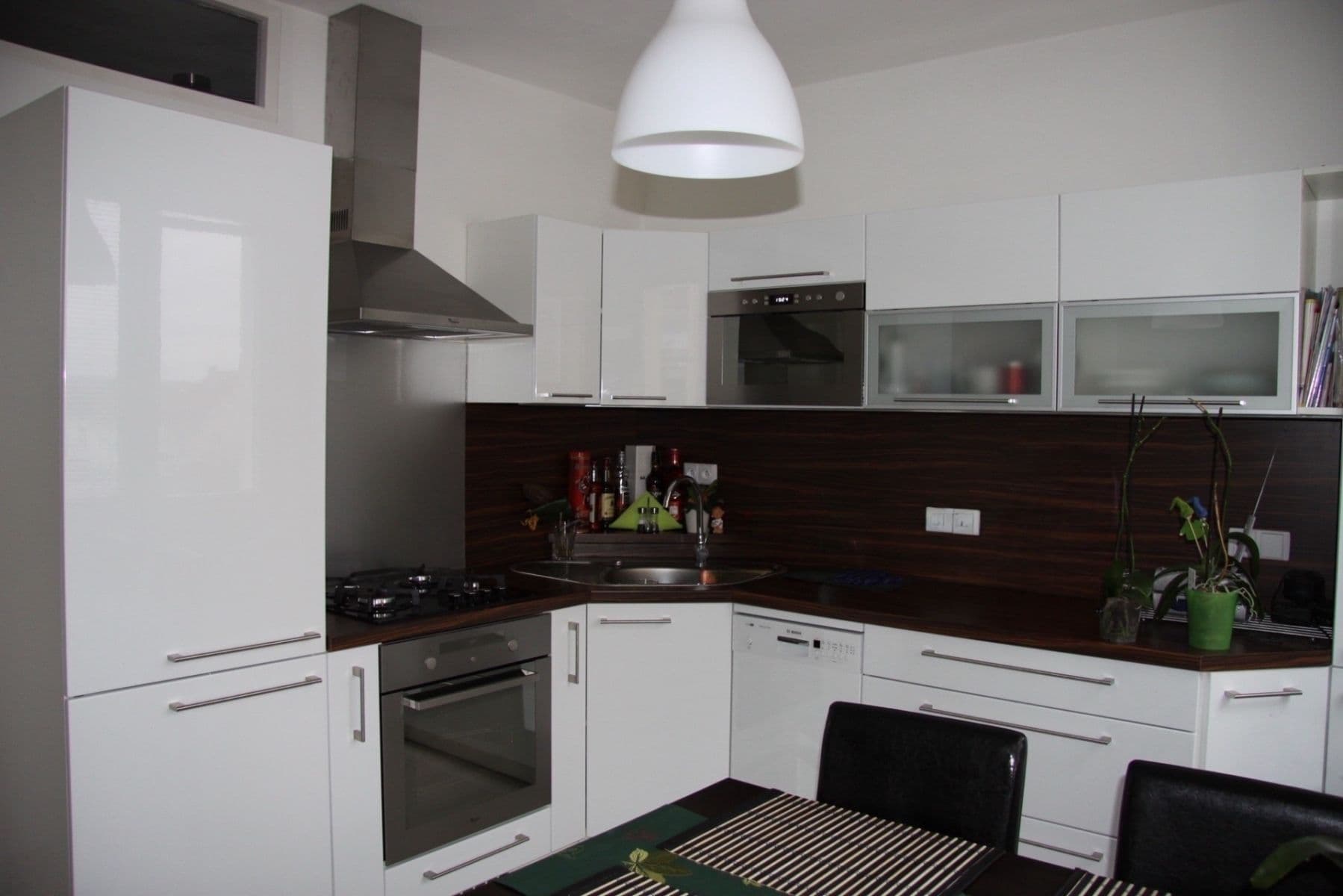 Pronájem bytu 3+1 79 m², Údolní, Praha, Praha Pronájem bytu 3+1 79 m², Údolní, Praha, Praha
