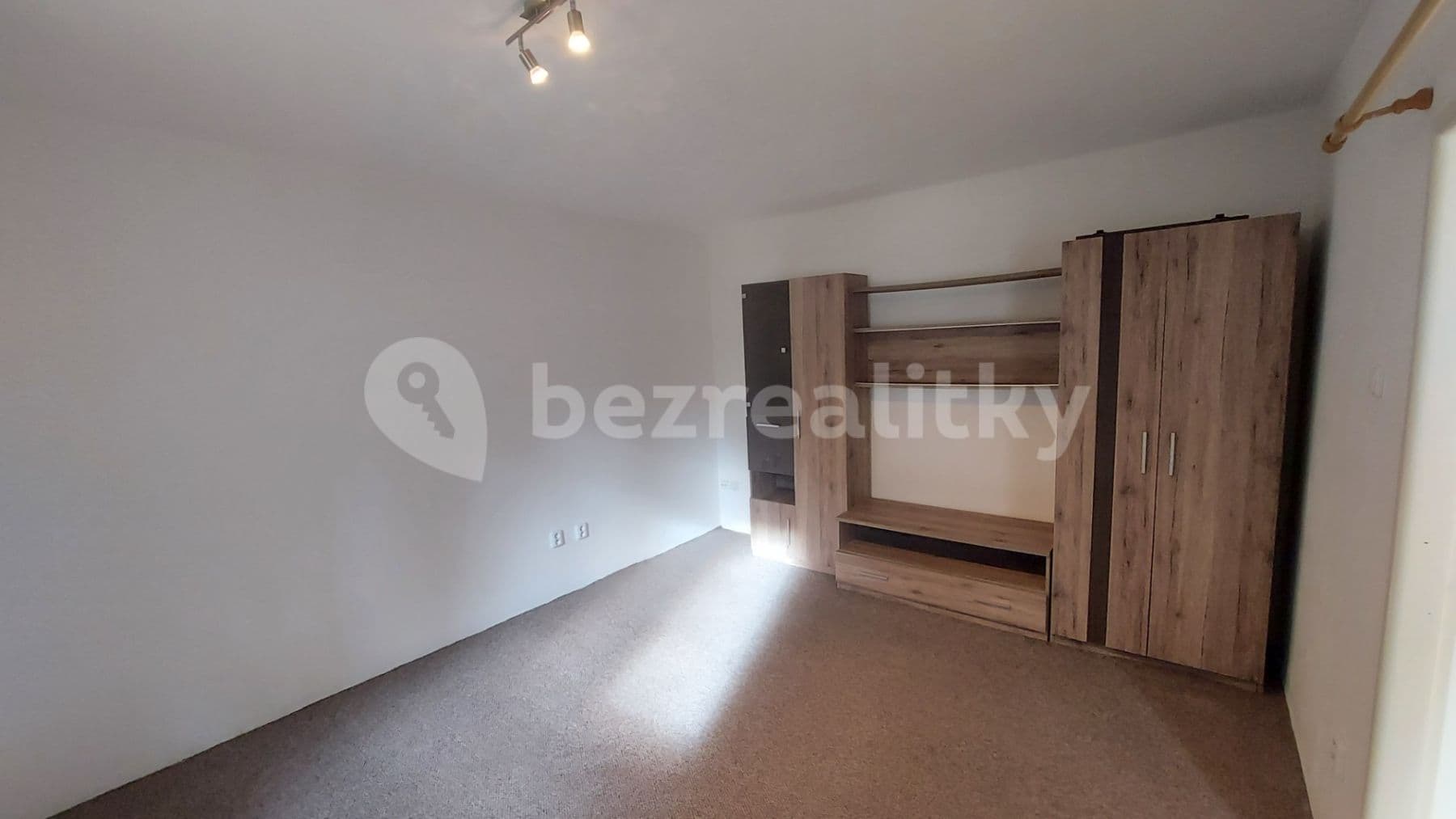 Pronájem bytu 1+1 34 m², Akátová, Chrudim, Pardubický kraj Pronájem bytu 1+1 34 m², Akátová, Chrudim, Pardubický kraj
