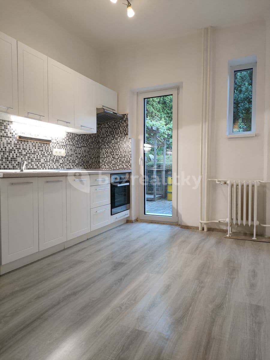 Pronájem bytu 2+1 53 m², Pod stanicí, Praha, Praha Pronájem bytu 2+1 53 m², Pod stanicí, Praha, Praha