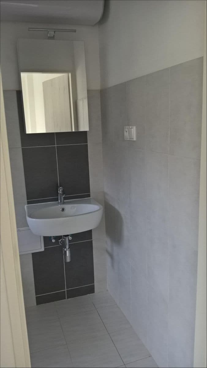 Pronájem bytu 2+kk 53 m², Pod stanicí, Praha, Praha Pronájem bytu 2+kk 53 m², Pod stanicí, Praha, Praha