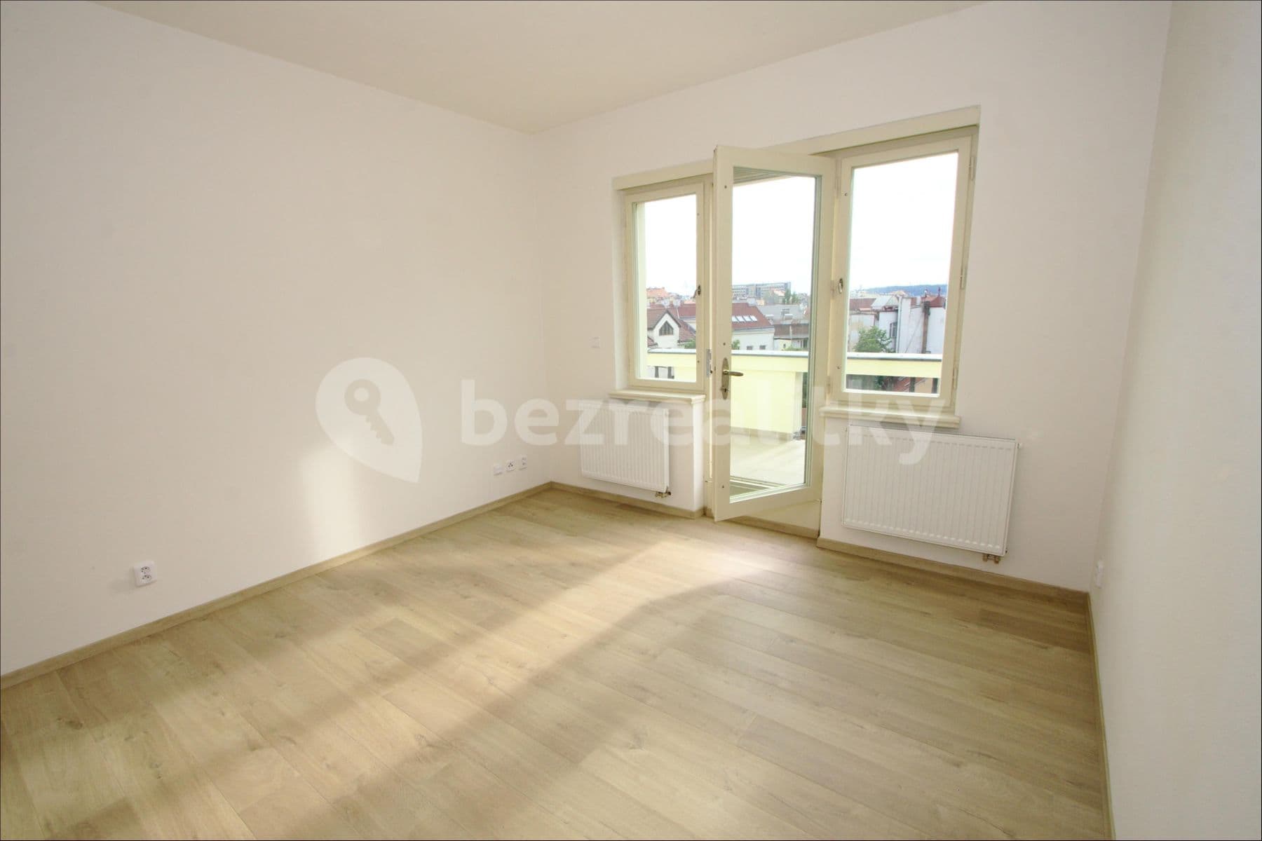 Pronájem bytu 2+1 80 m², Hartigova, Praha, Praha Pronájem bytu 2+1 80 m², Hartigova, Praha, Praha