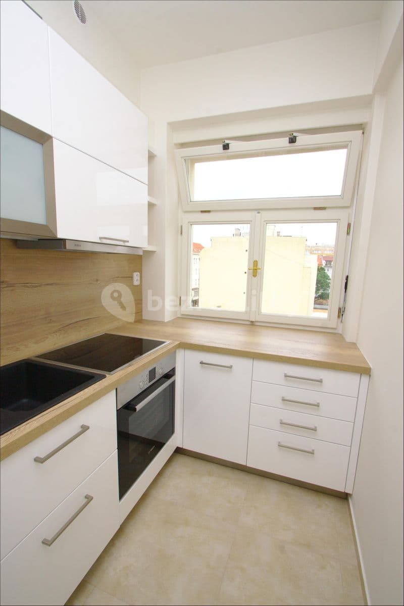 Pronájem bytu 2+1 80 m², Hartigova, Praha, Praha Pronájem bytu 2+1 80 m², Hartigova, Praha, Praha