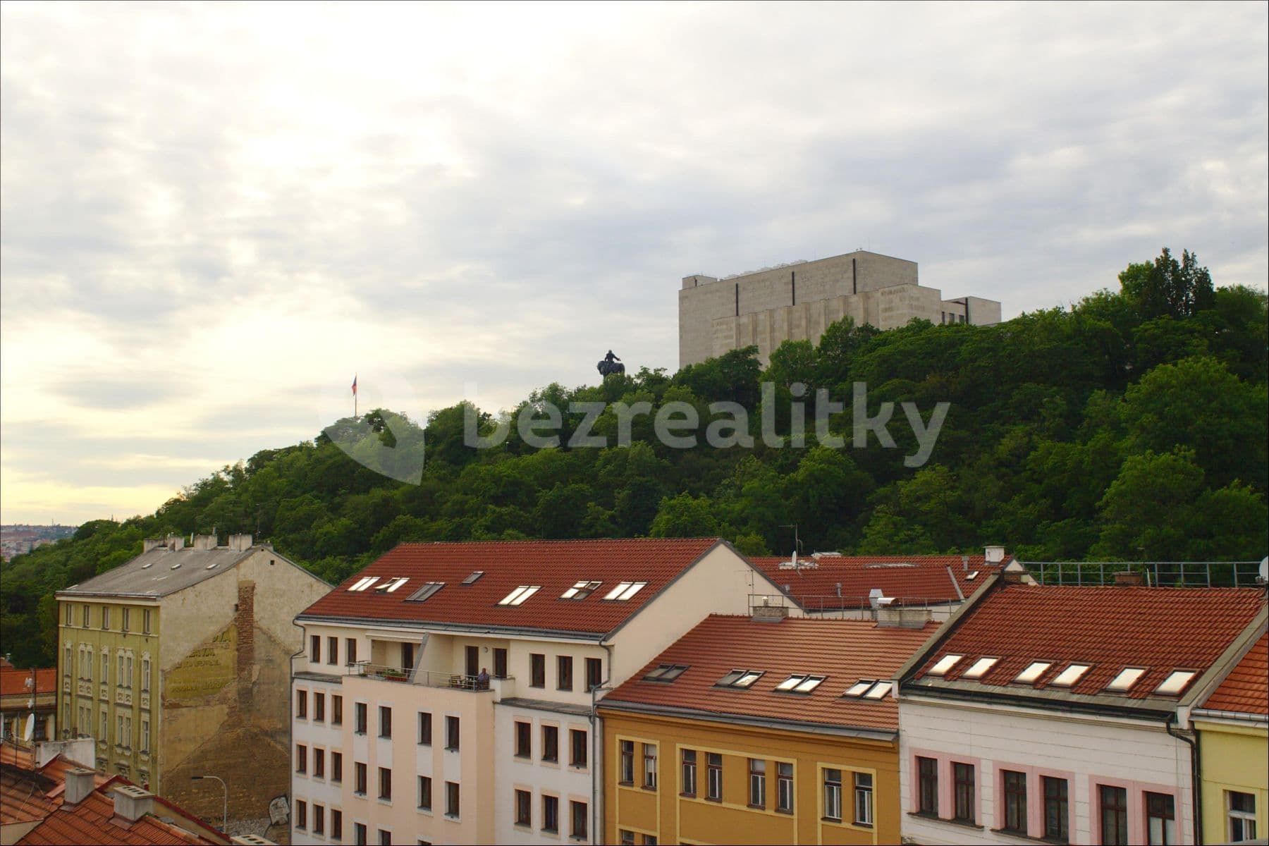 Pronájem bytu 2+1 80 m², Hartigova, Praha, Praha Pronájem bytu 2+1 80 m², Hartigova, Praha, Praha