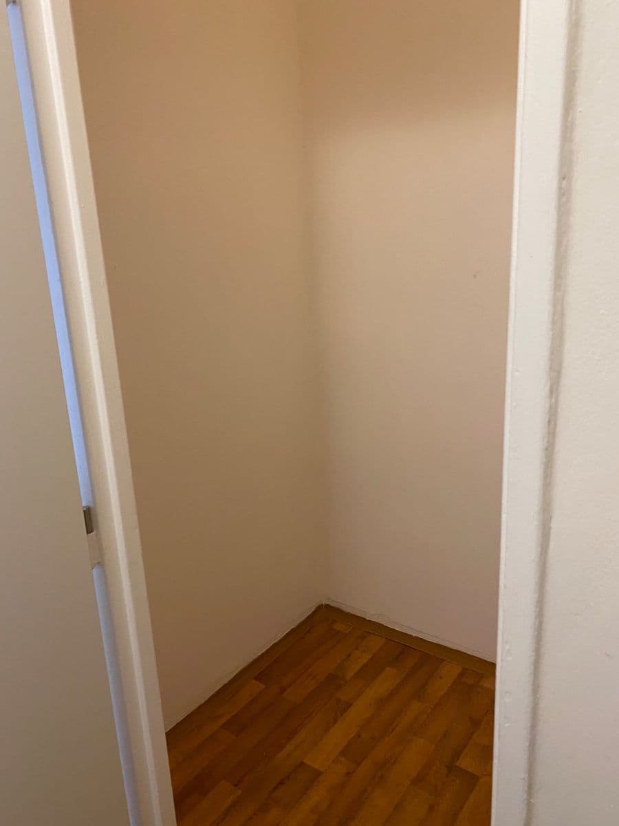 Pronájem bytu 1+1 50 m², Oblouková, Děčín, Ústecký kraj Pronájem bytu 1+1 50 m², Oblouková, Děčín, Ústecký kraj